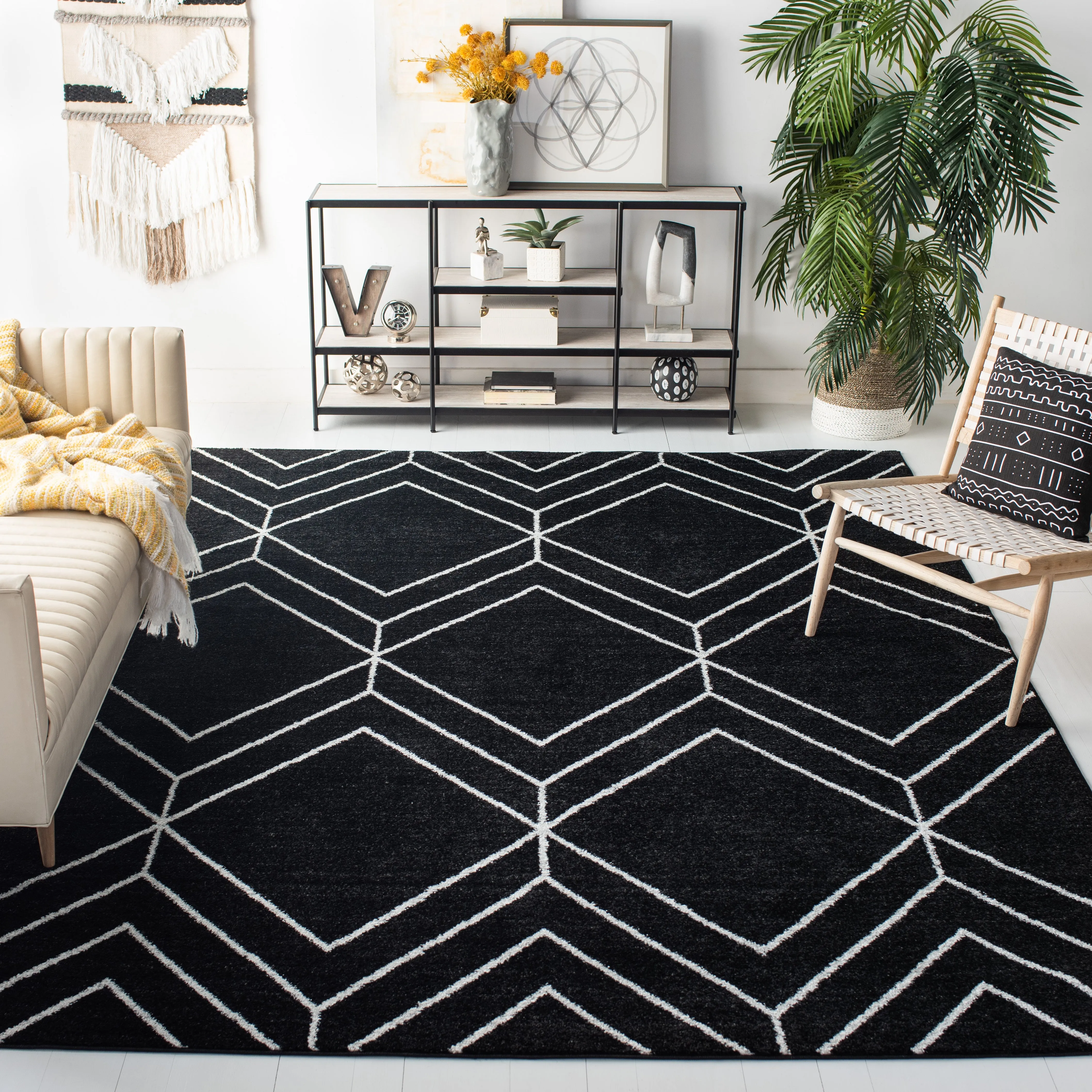 Adirondack Machine Made Area Rug, Black / Ivory Contemporary Style Easy Care