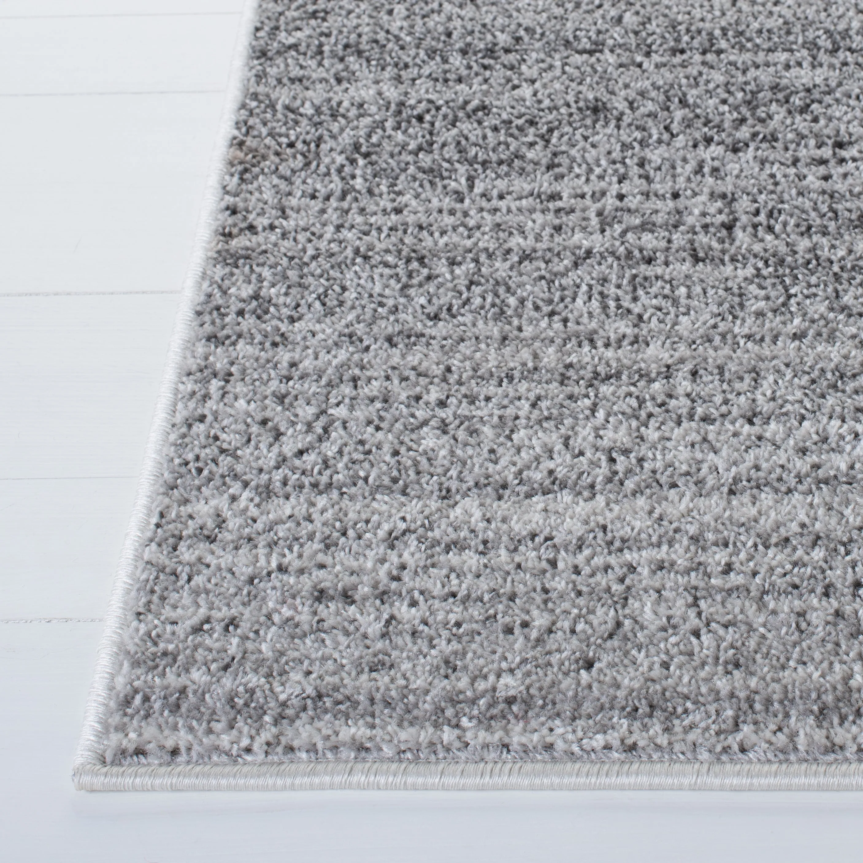 Adirondack Machine Made Area Rug, Grey / Ivory Contemporary Style Easy Care