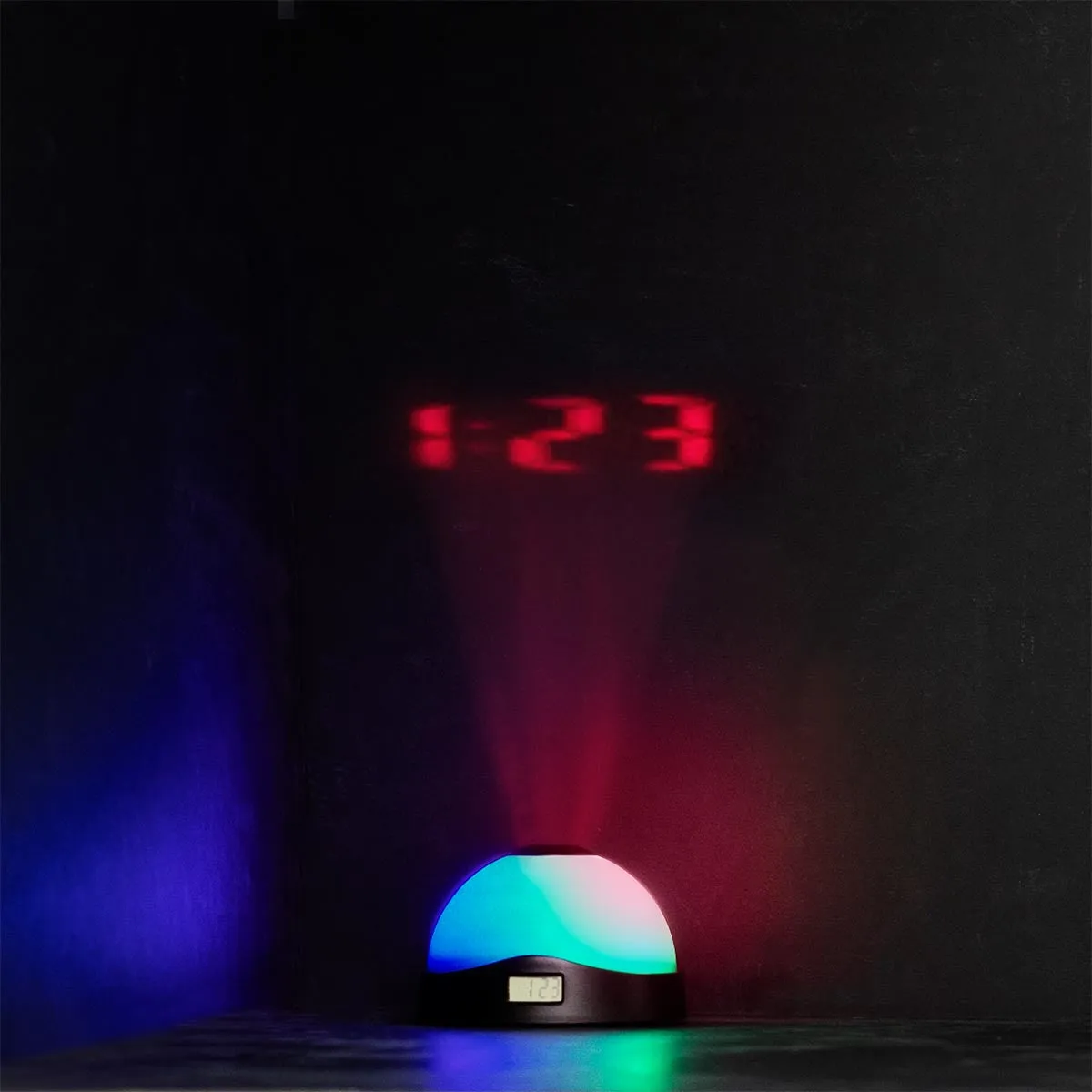 Alarm clock with projector