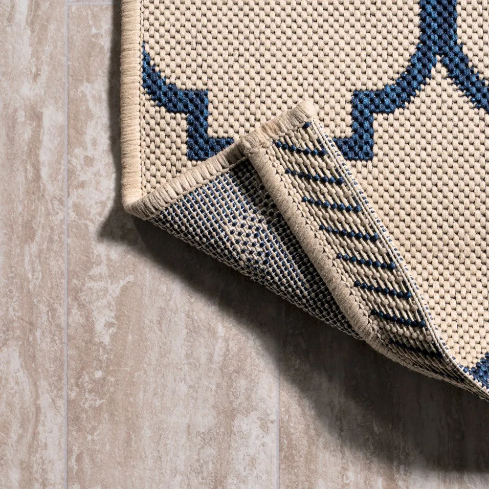 Arabesque Ogee Trellis Indoor/Outdoor  Area Rug