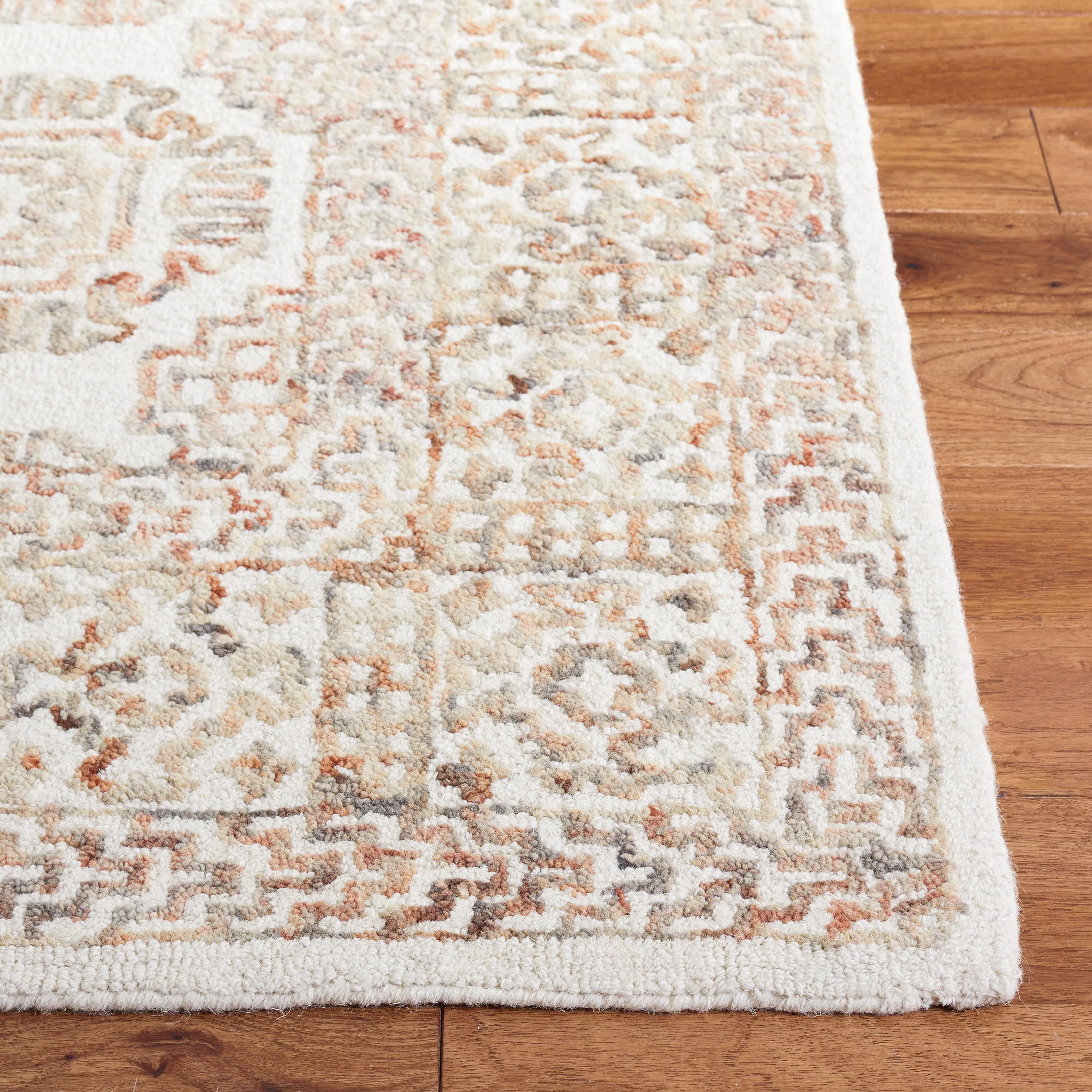 Aspen Hand Made Area Rug, Ivory / Sage Traditional Style Non-Shedding