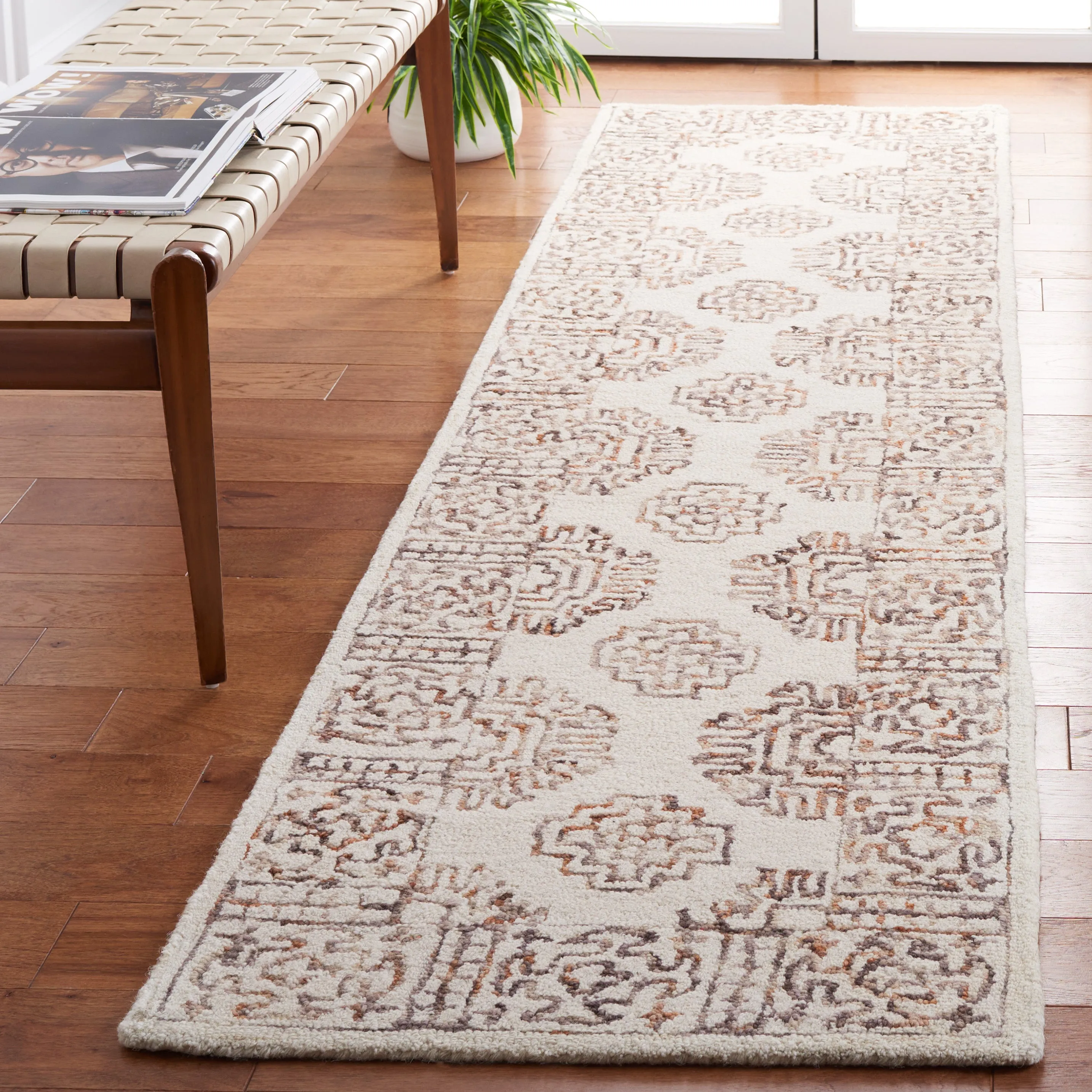 Aspen Hand Made Area Rug, Ivory / Sage Traditional Style Non-Shedding