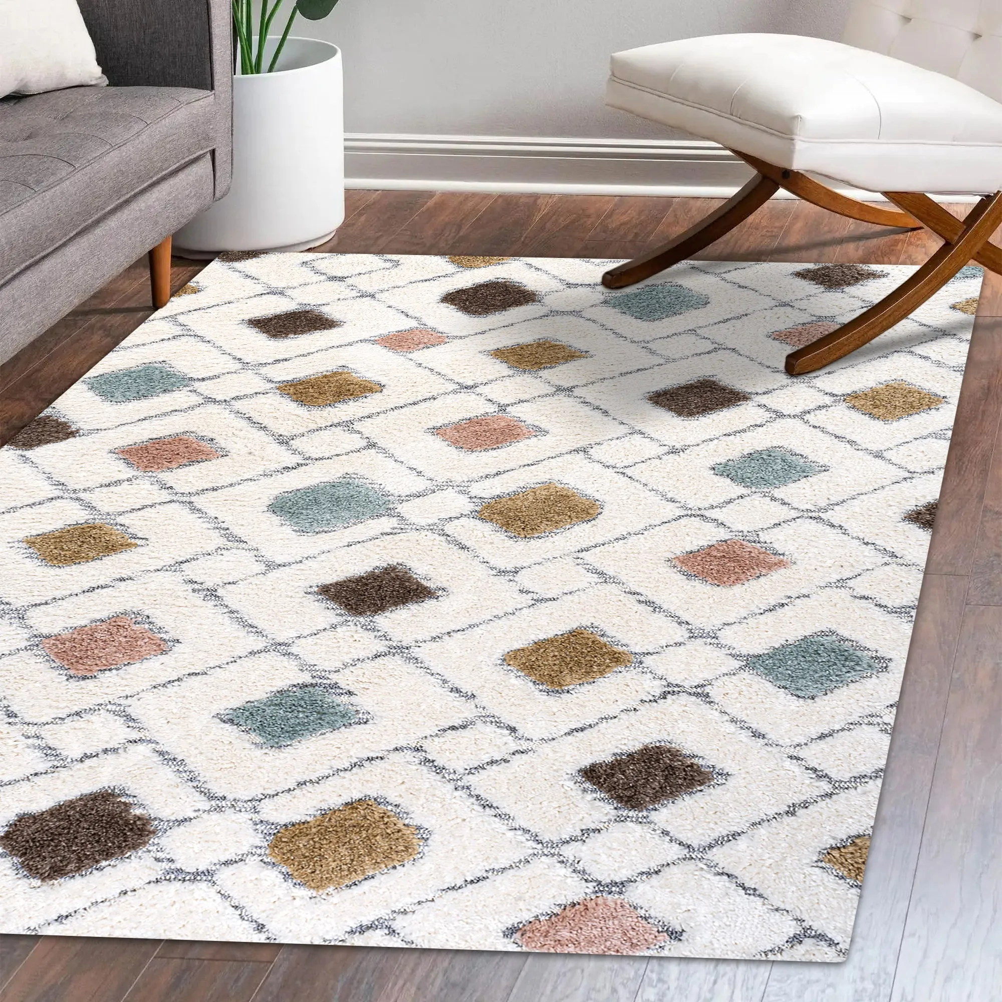 Astrid Retro Trellis High-Low Multi/Cream Area Rug