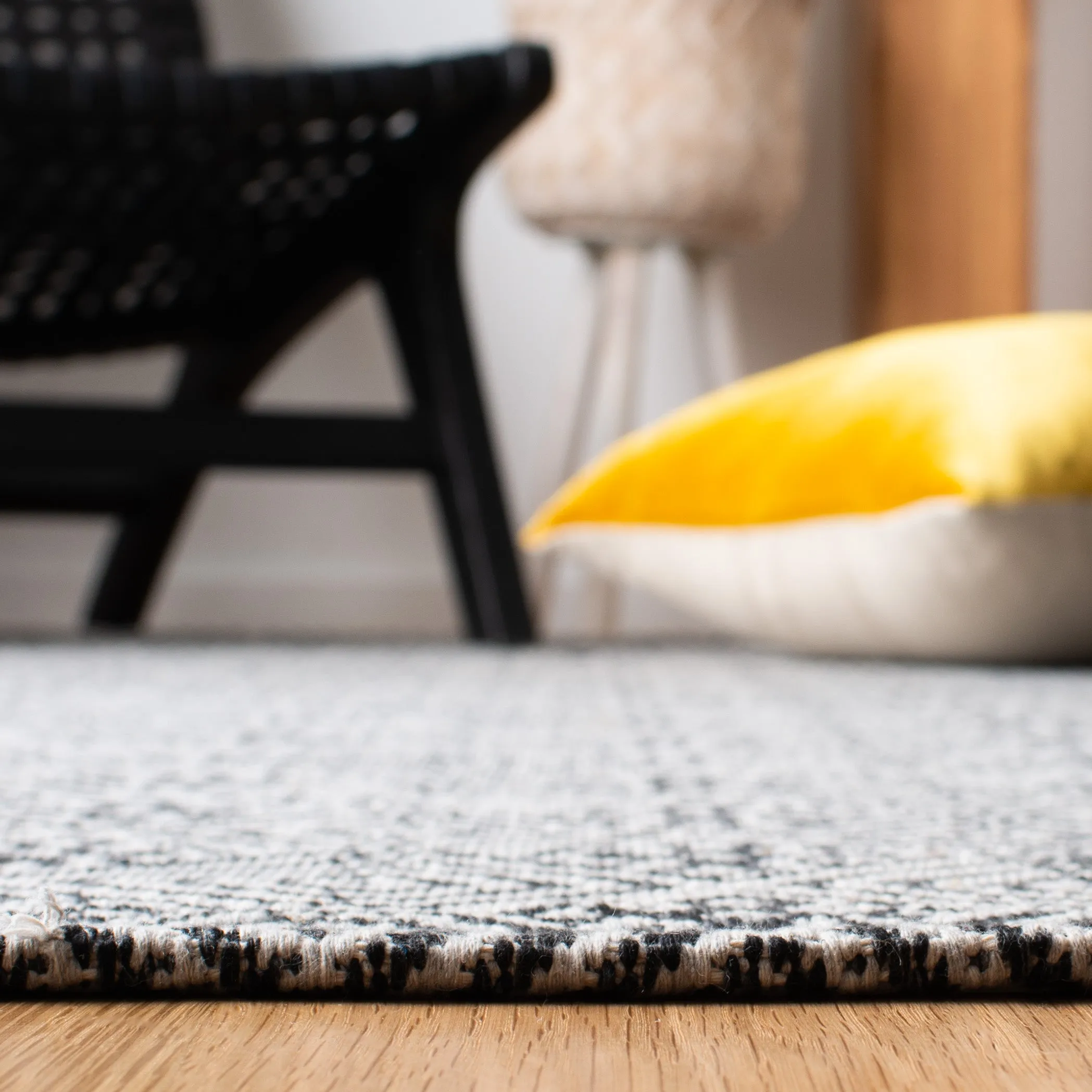 Augustine Machine Made Area Rug, Black / Light Grey Contemporary Style Easy Care