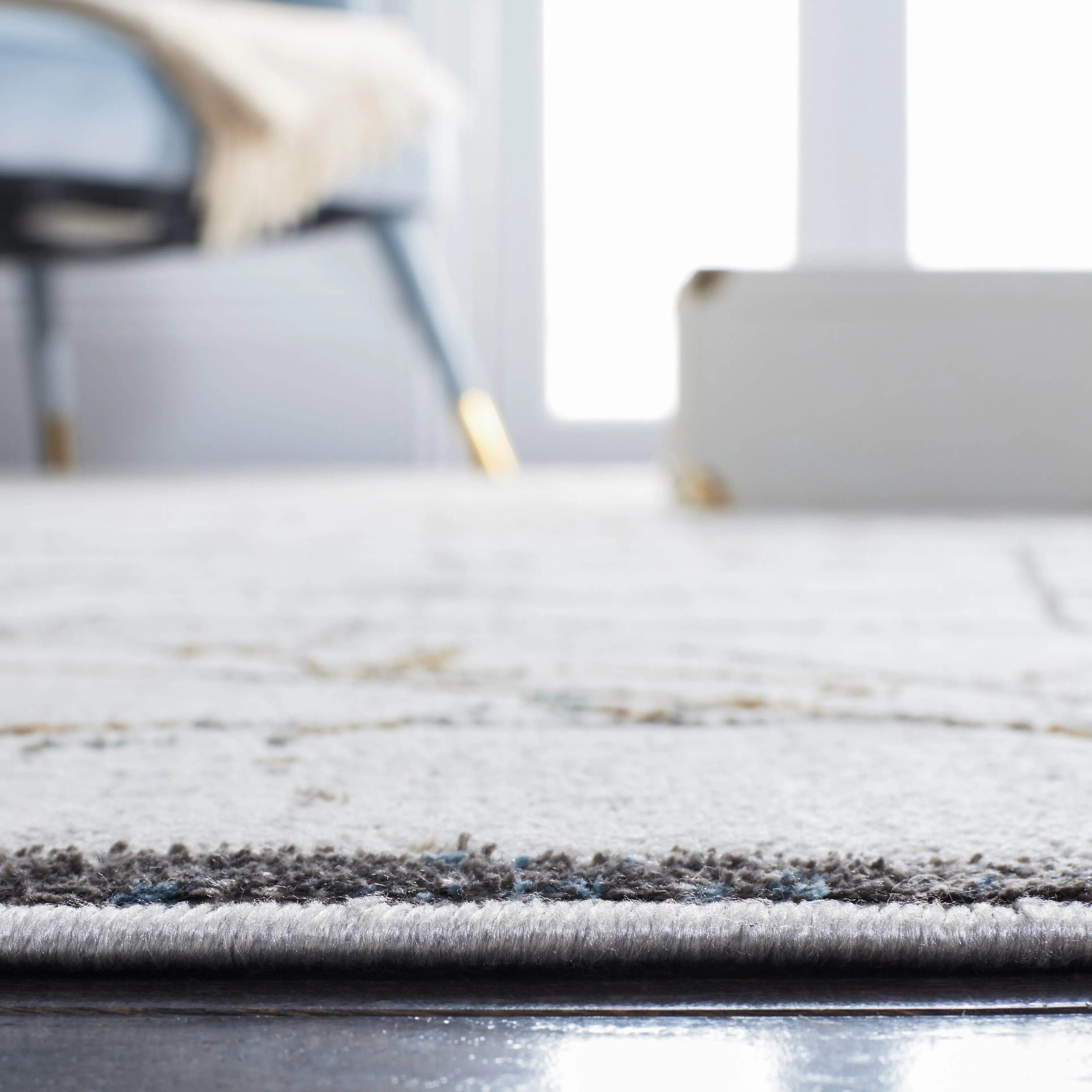 Bel Air Machine Made Area Rug, Beige / Grey Contemporary Style Easy Care