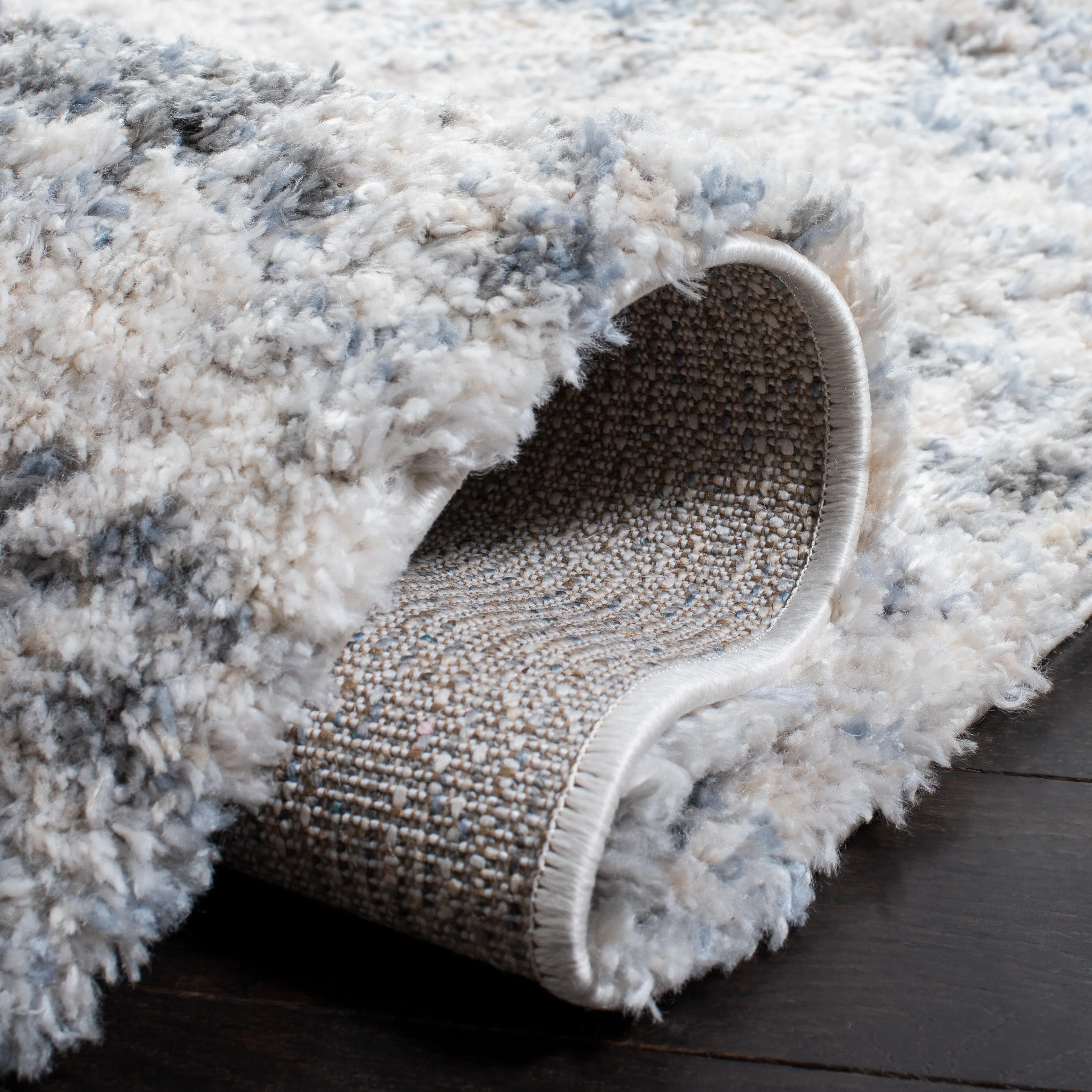 Berber Shag Machine Made Area Rug, Ivory / Charcoal Shag / Flokati Style Easy Care