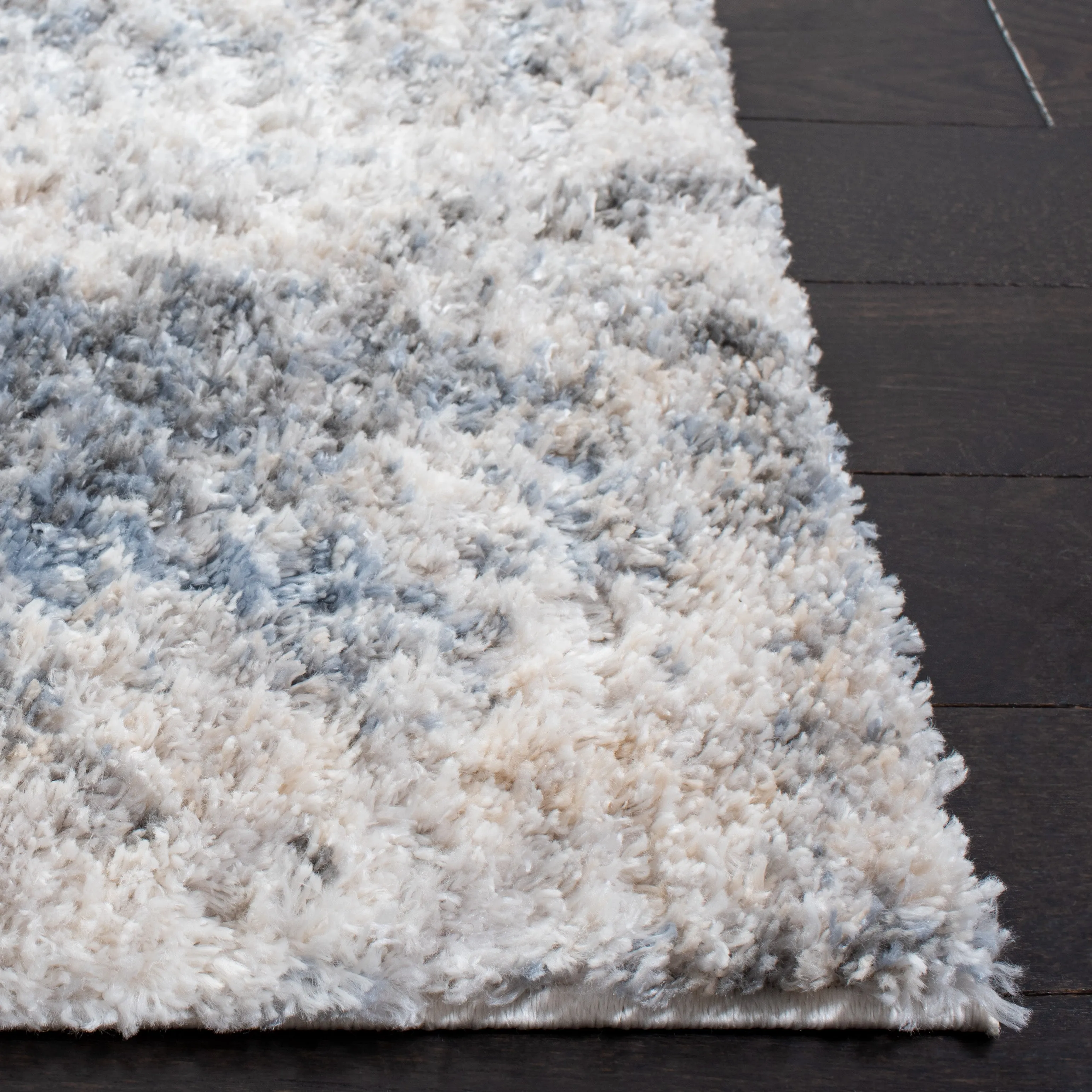 Berber Shag Machine Made Area Rug, Ivory / Charcoal Shag / Flokati Style Easy Care