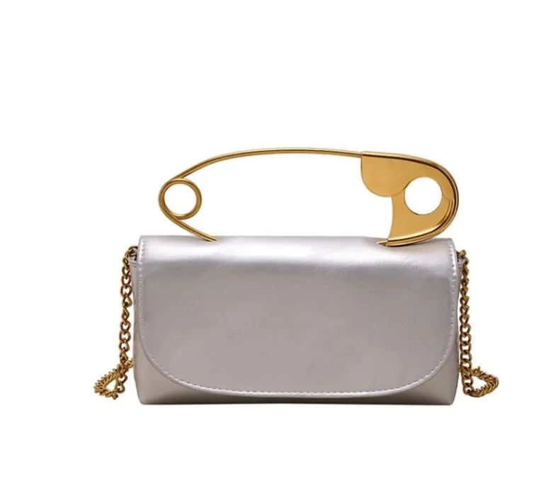 Big Pin style Handbag