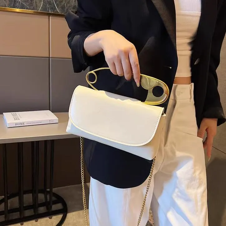 Big Pin style Handbag