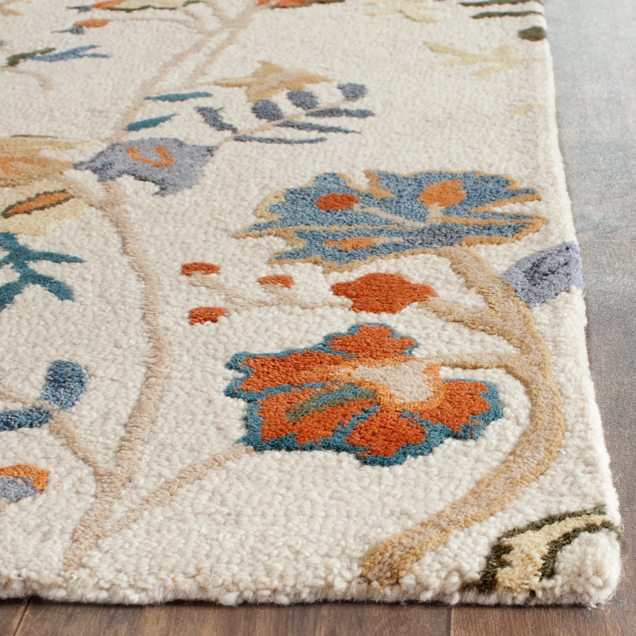 Blossom Hand Made Area Rug, Ivory / Blue Country Floral Style Non-Shedding