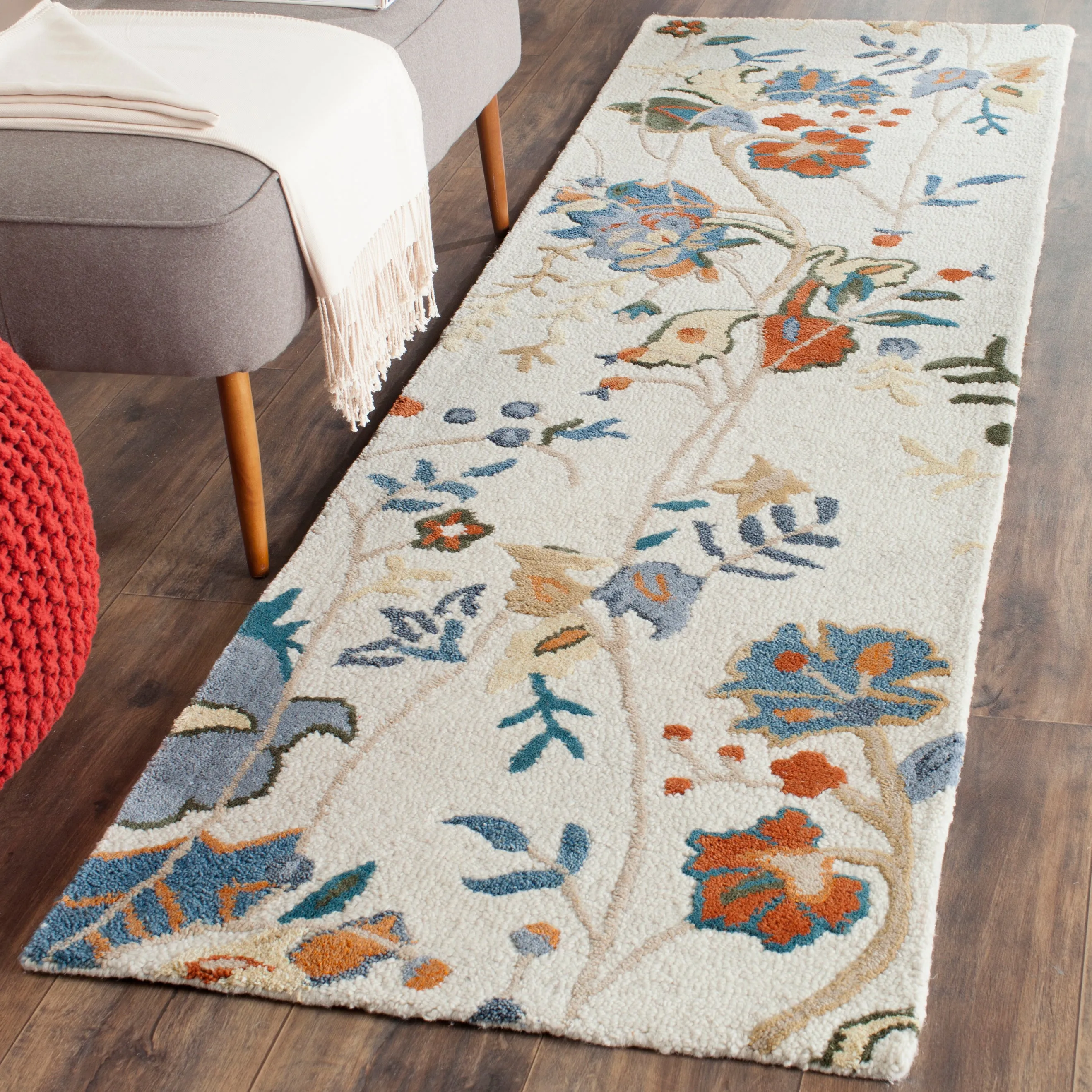 Blossom Hand Made Area Rug, Ivory / Blue Country Floral Style Non-Shedding