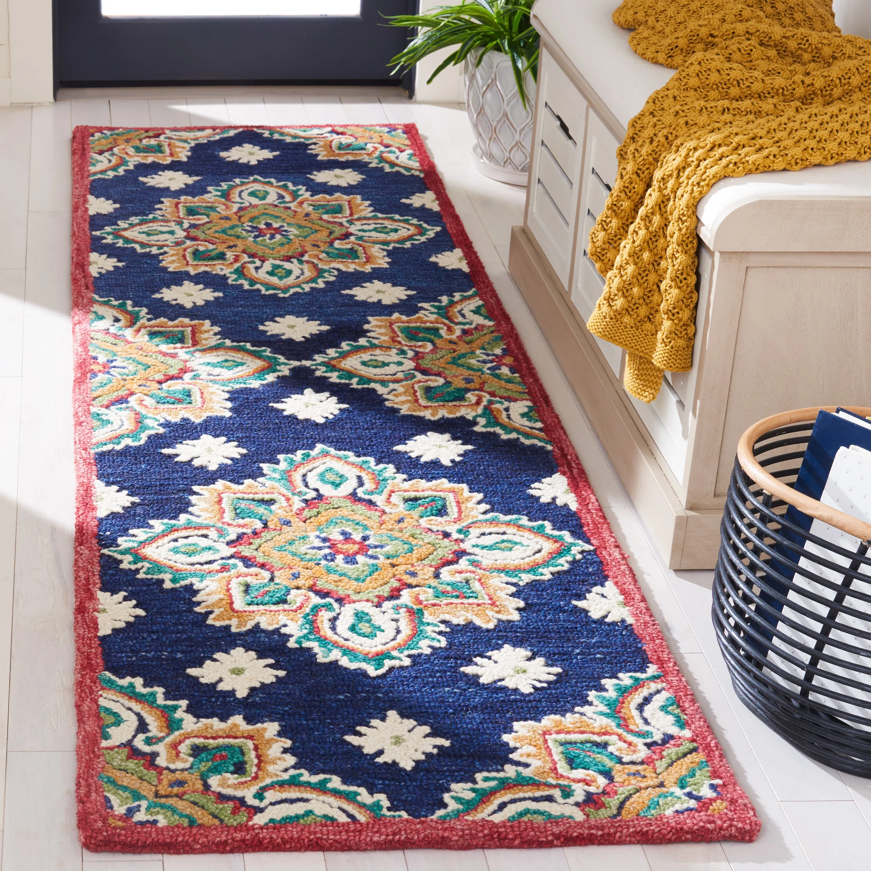 Blossom Hand Made Area Rug, Navy / Ivory Traditional Style Non-Shedding