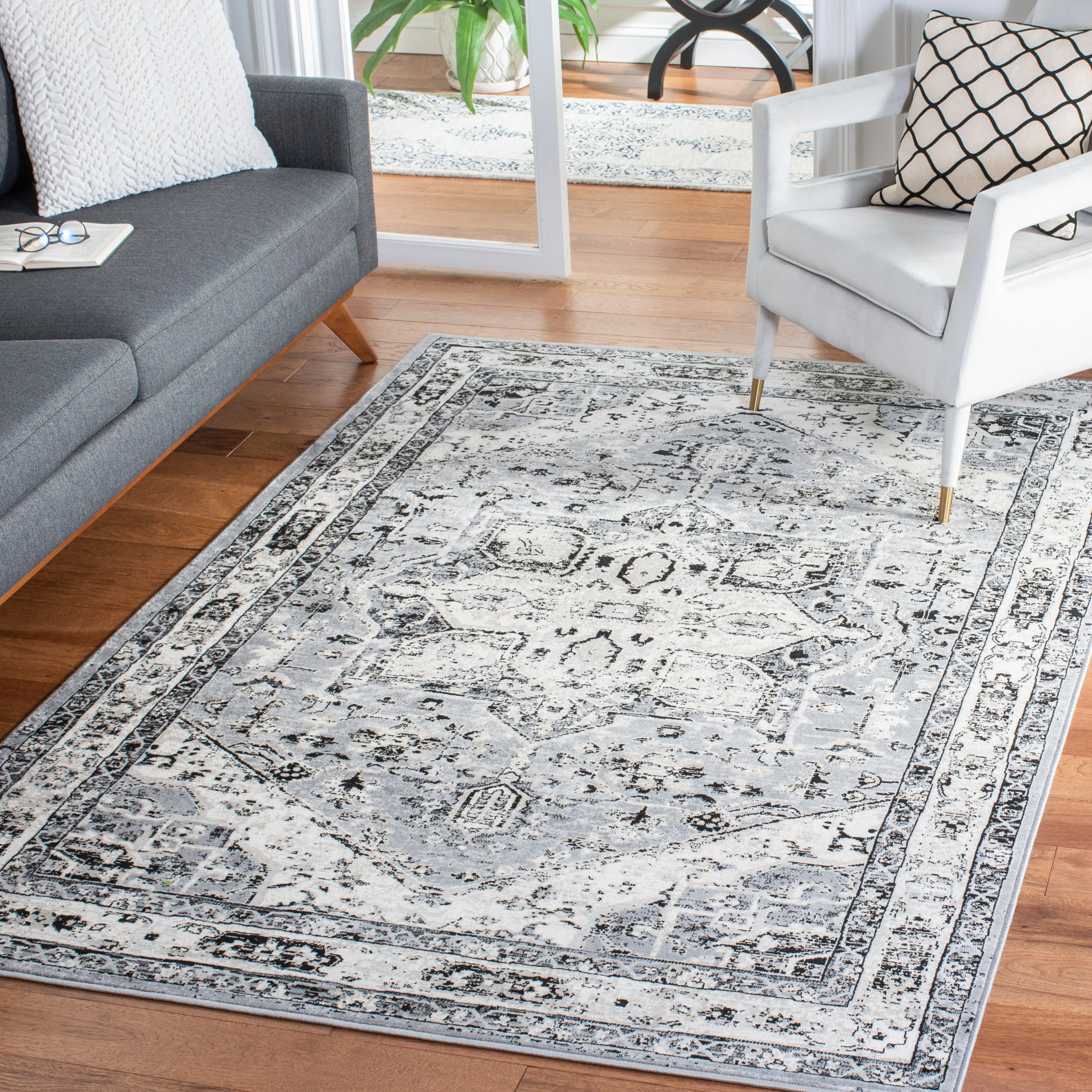 Brentwood Machine Made Area Rug, Grey / Black Traditional Style Easy Care Area Rugs weekend promo