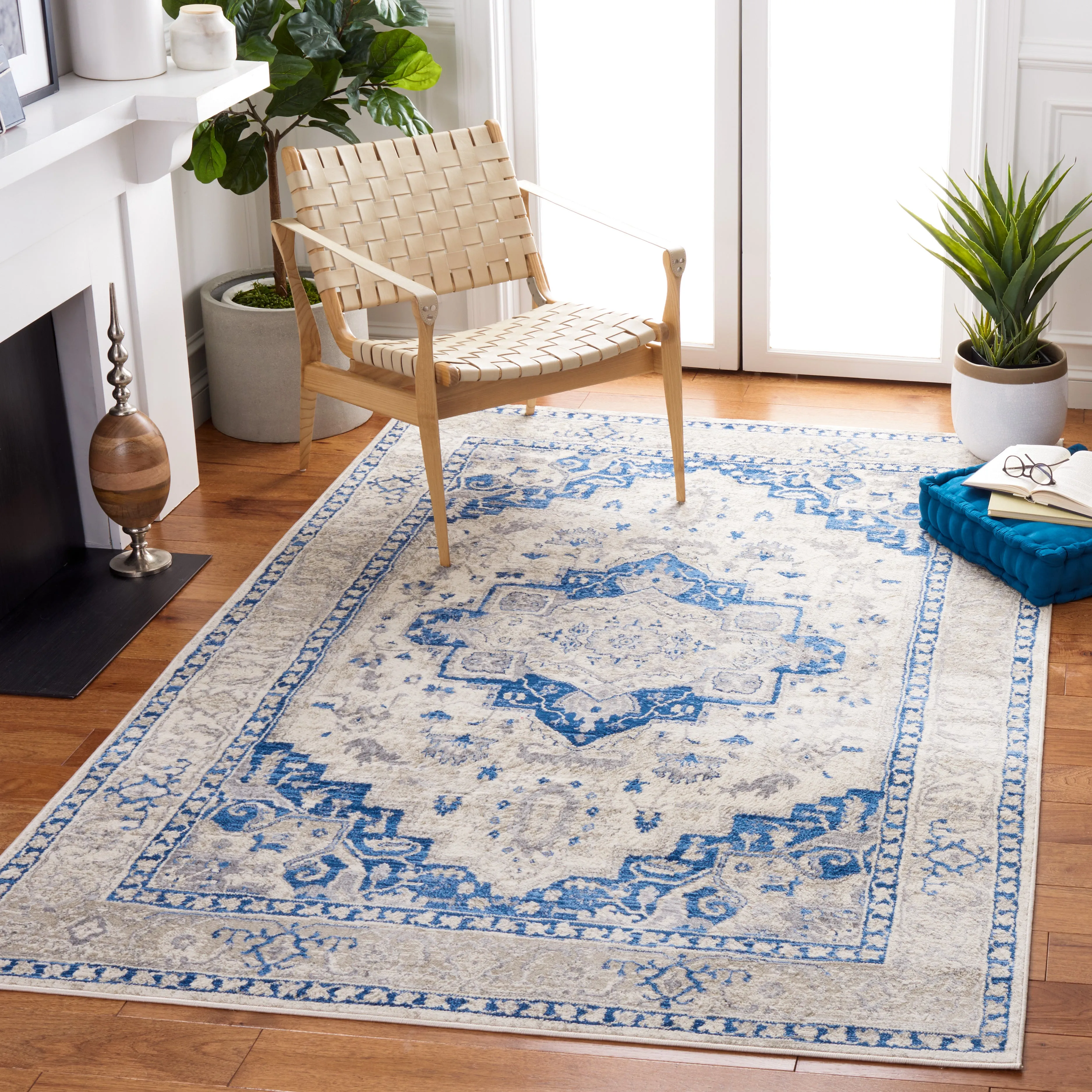 Brentwood Machine Made Area Rug, Ivory / Blue Traditional Style Easy Care Area Rugs weekend promo