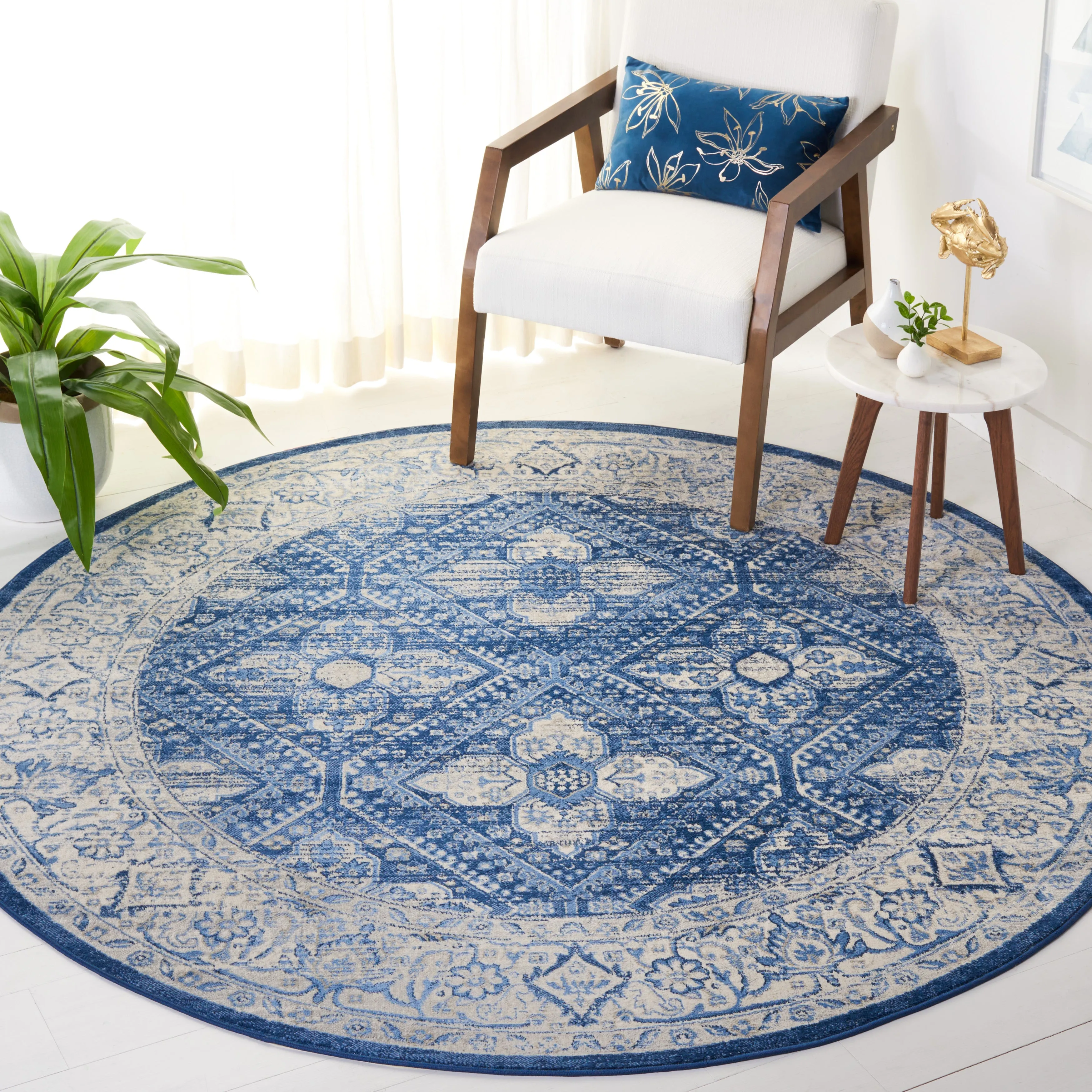 Brentwood Machine Made Area Rug, Ivory / Navy Traditional Style Easy Care