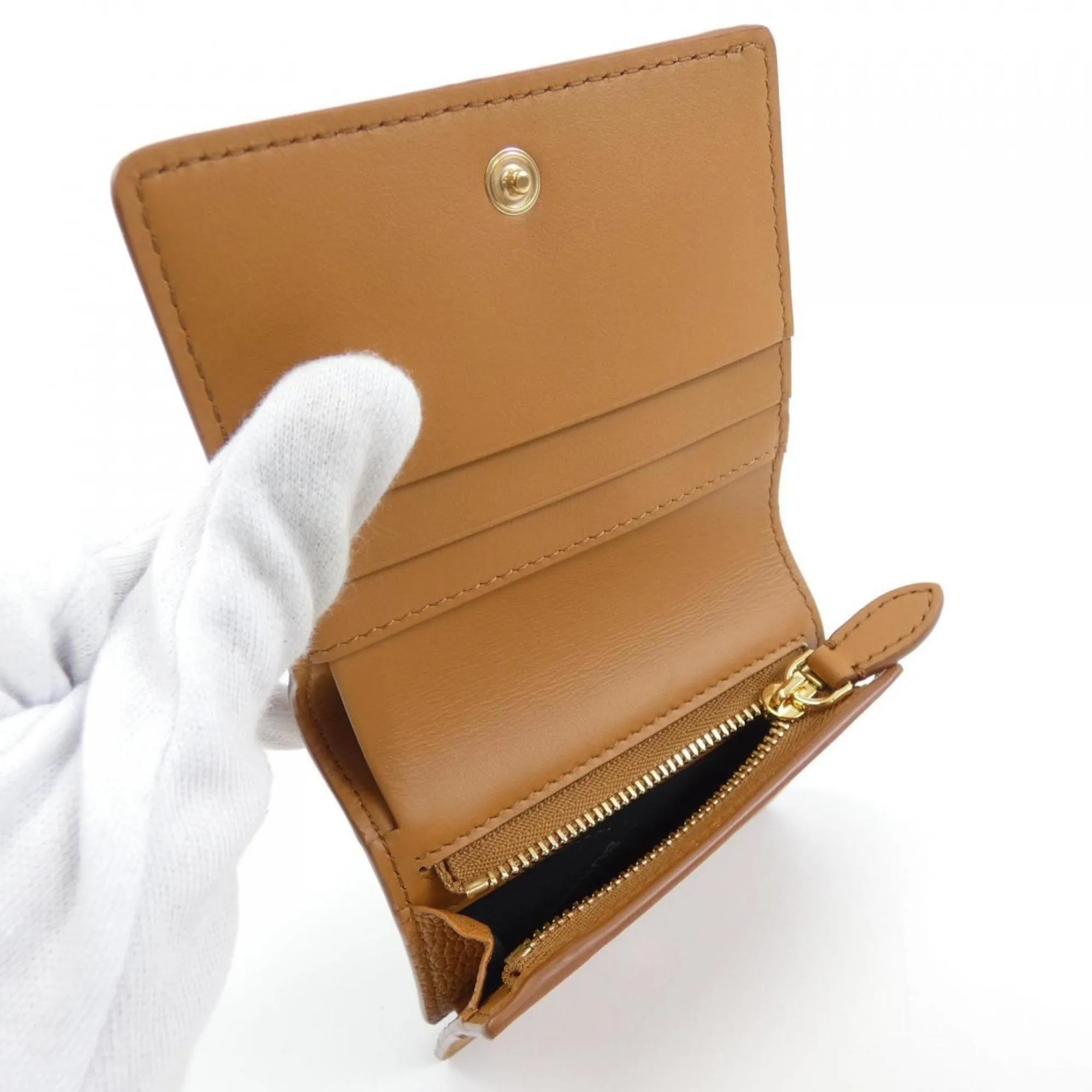 Burberry Middle Wallet (Tri-Fold) (Pre-Owned)