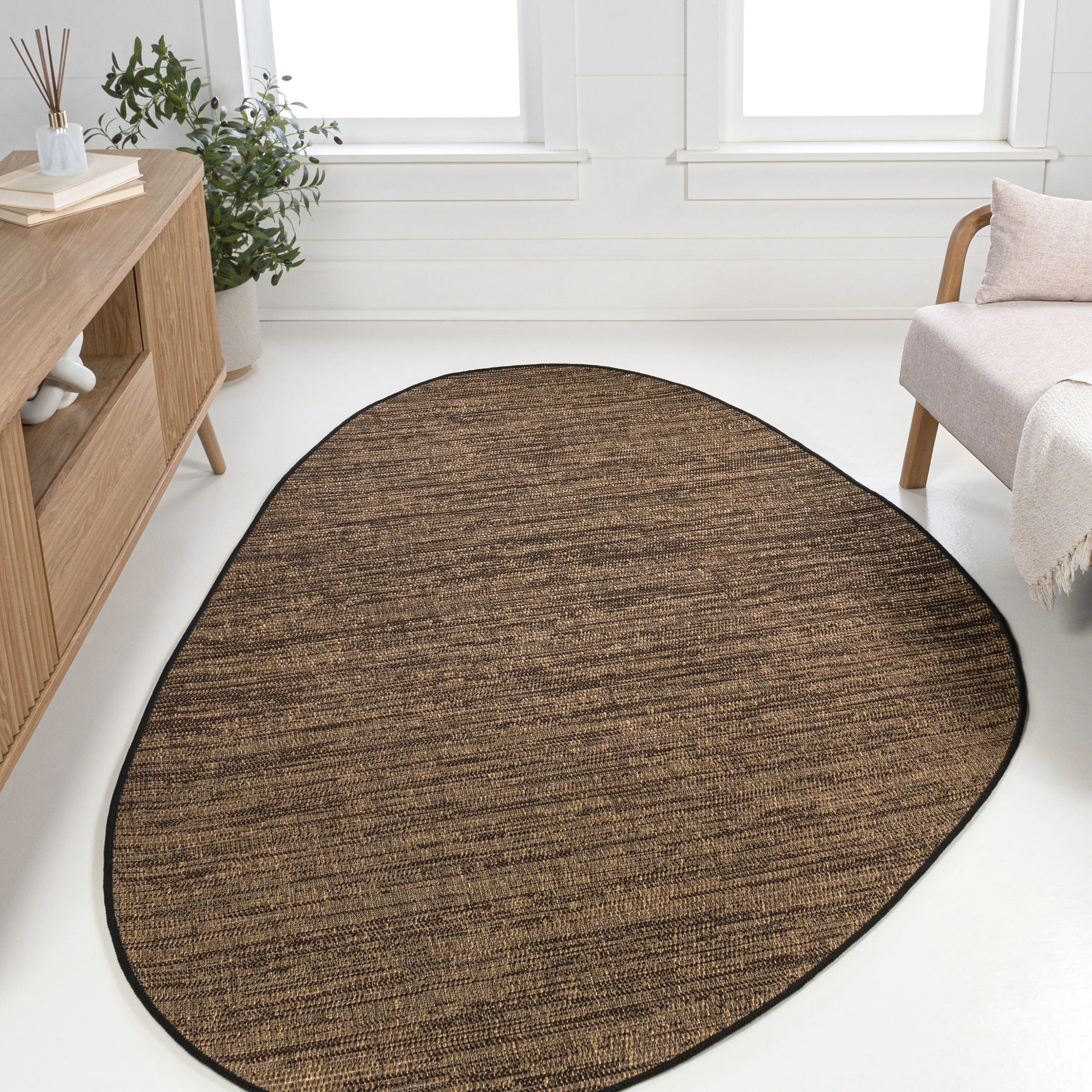 Callan Modern Rustic Abstract Indoor/Outdoor Shaped Area Rug