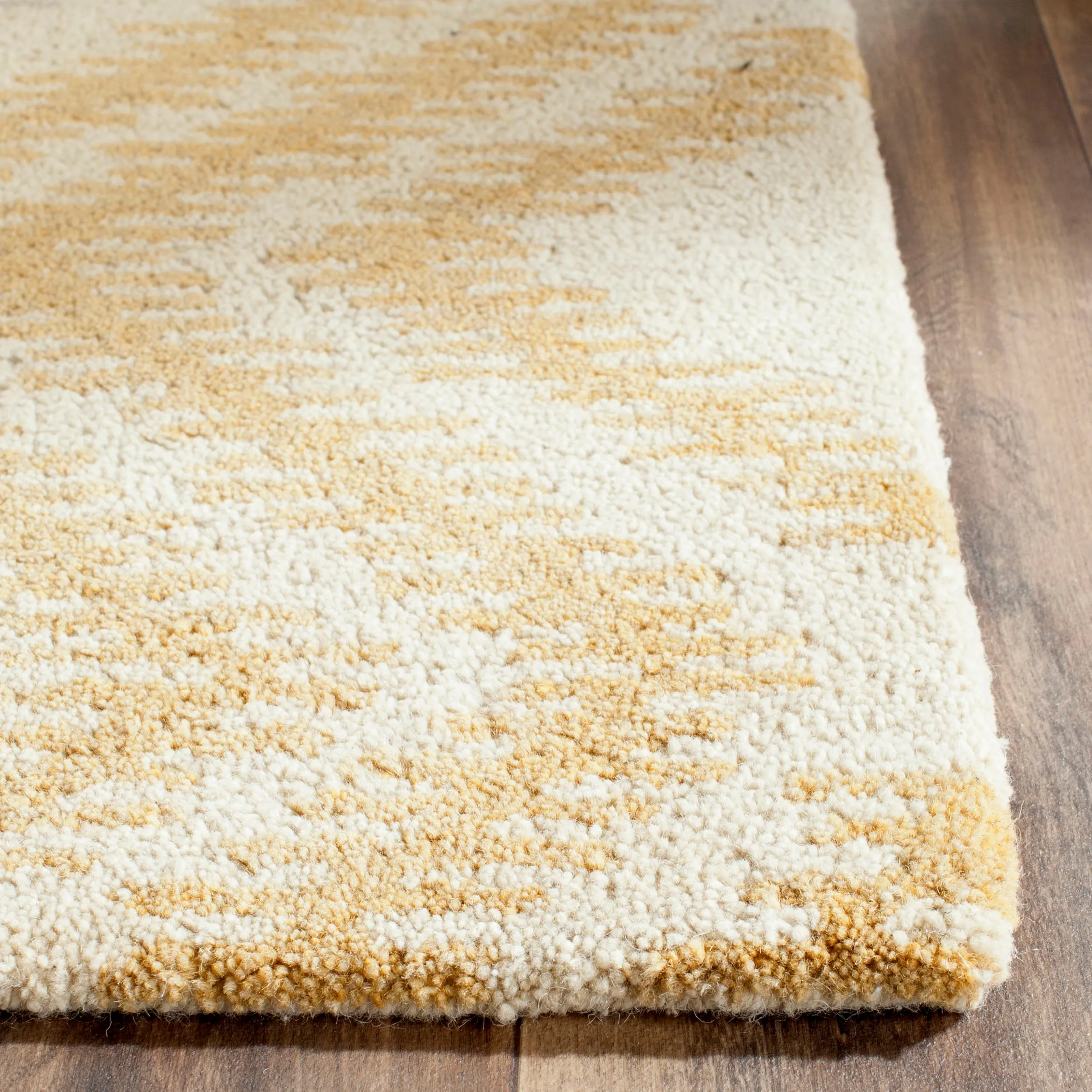 Capri Hand Made Area Rug, Grey / Gold Contemporary Style Non-Shedding