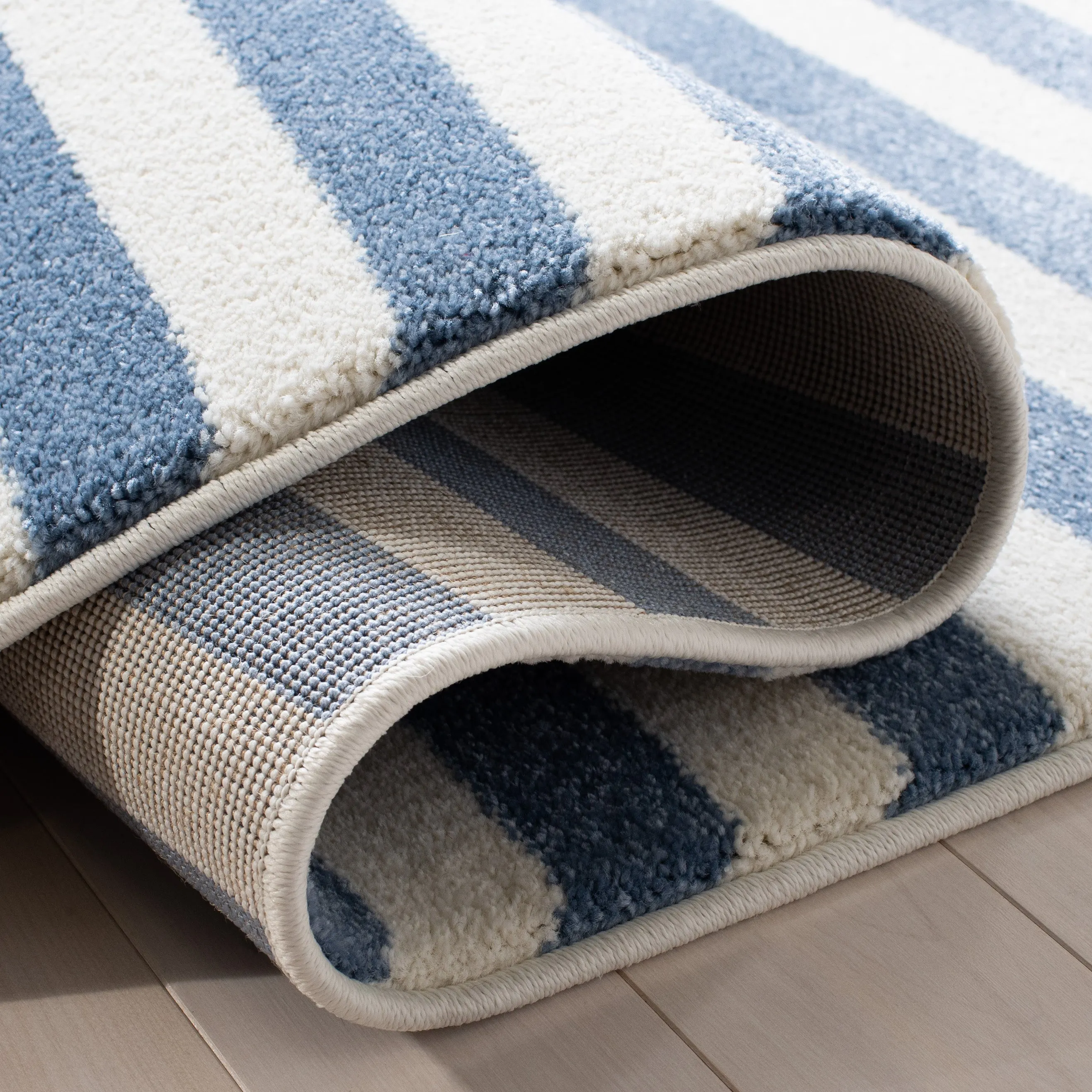 Carousel Kids Machine Made Area Rug, Ivory / Blue Kids Style Easy Care