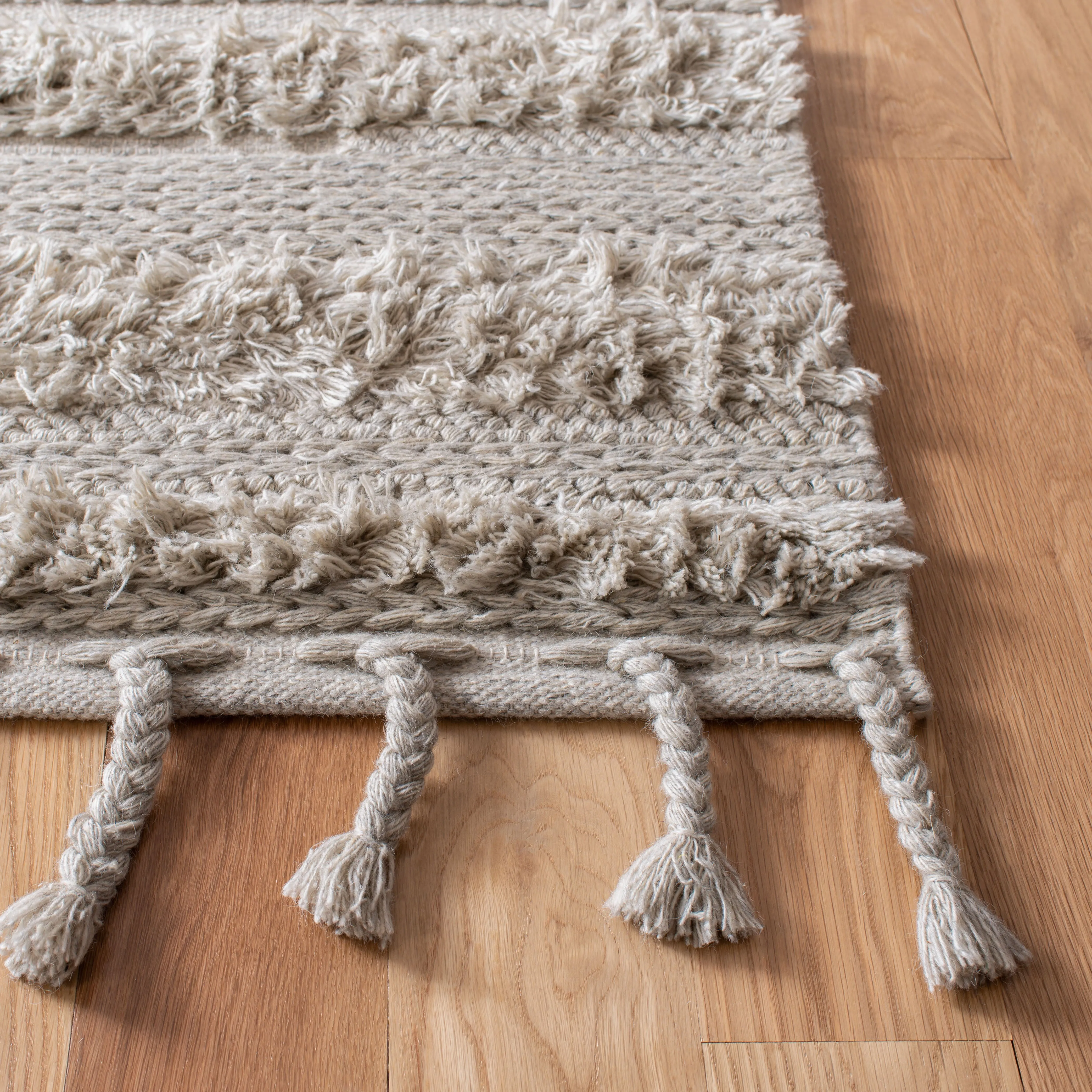 Casablanca Hand Made Area Rug, Grey Shag / Flokati Style Non-Shedding