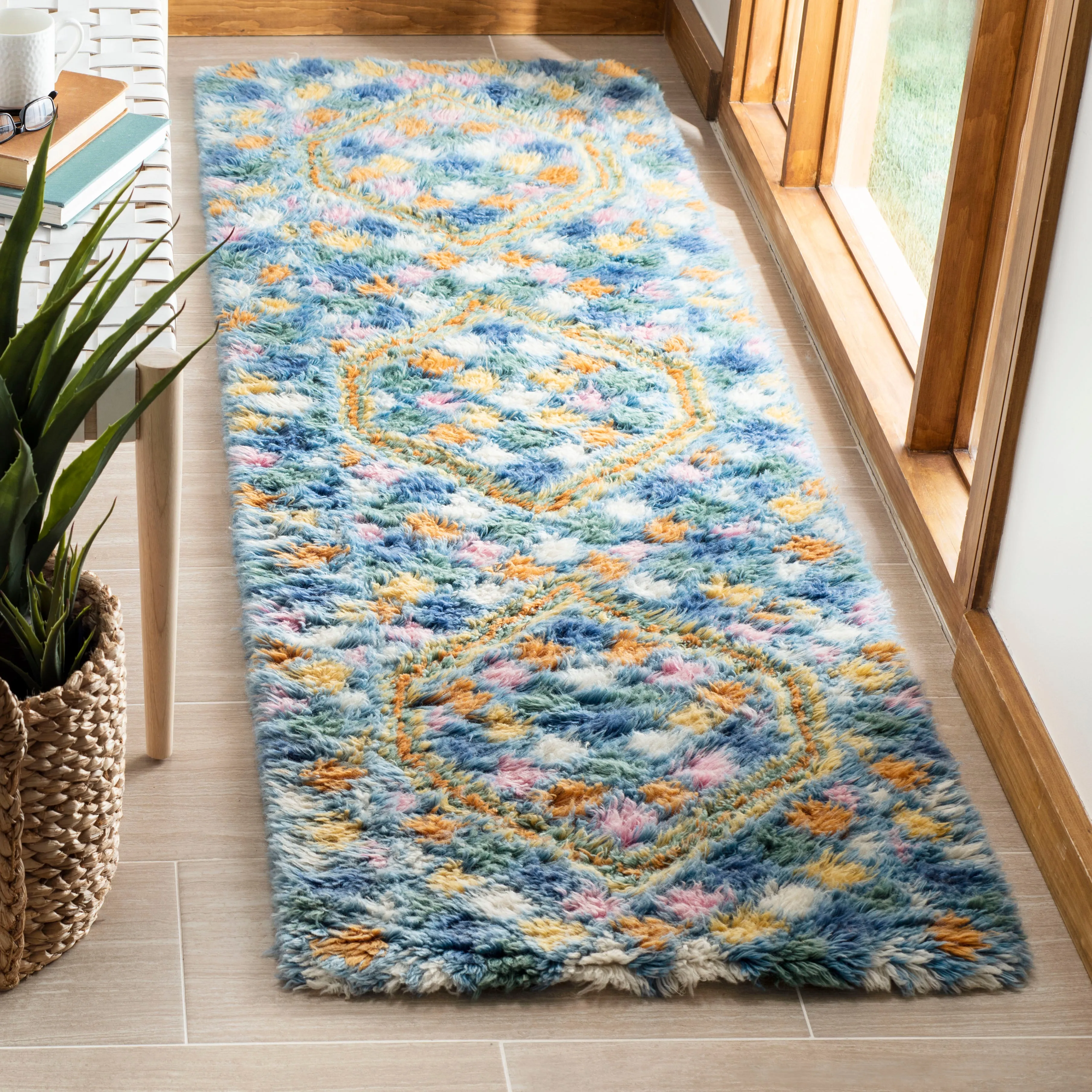 Casablanca Hand Made Area Rug, Ivory / Blue Bohemian Style Non-Shedding
