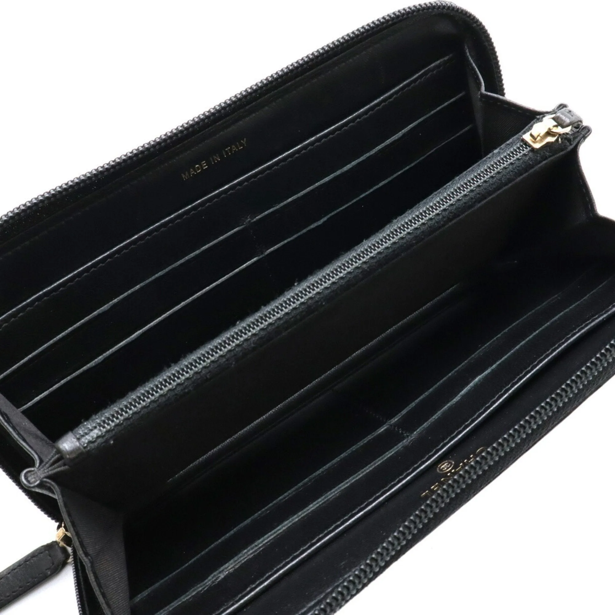 Chanel Boy Chanel Leather Long Wallet (Bi-Fold) (Pre-Owned)