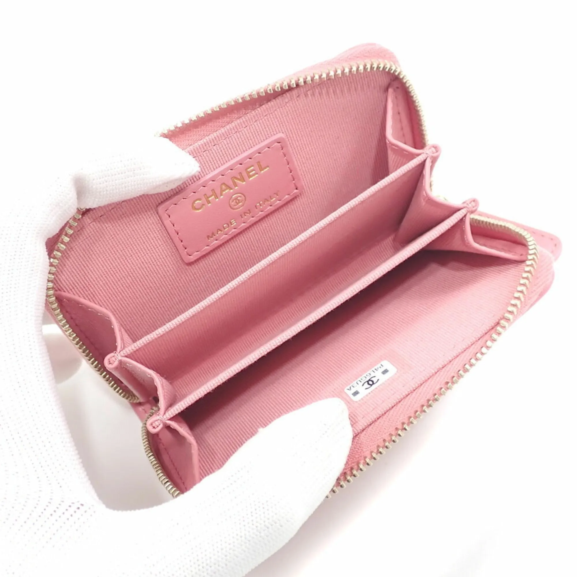 Chanel Leather Long Wallet (Bi-Fold) (Pre-Owned)