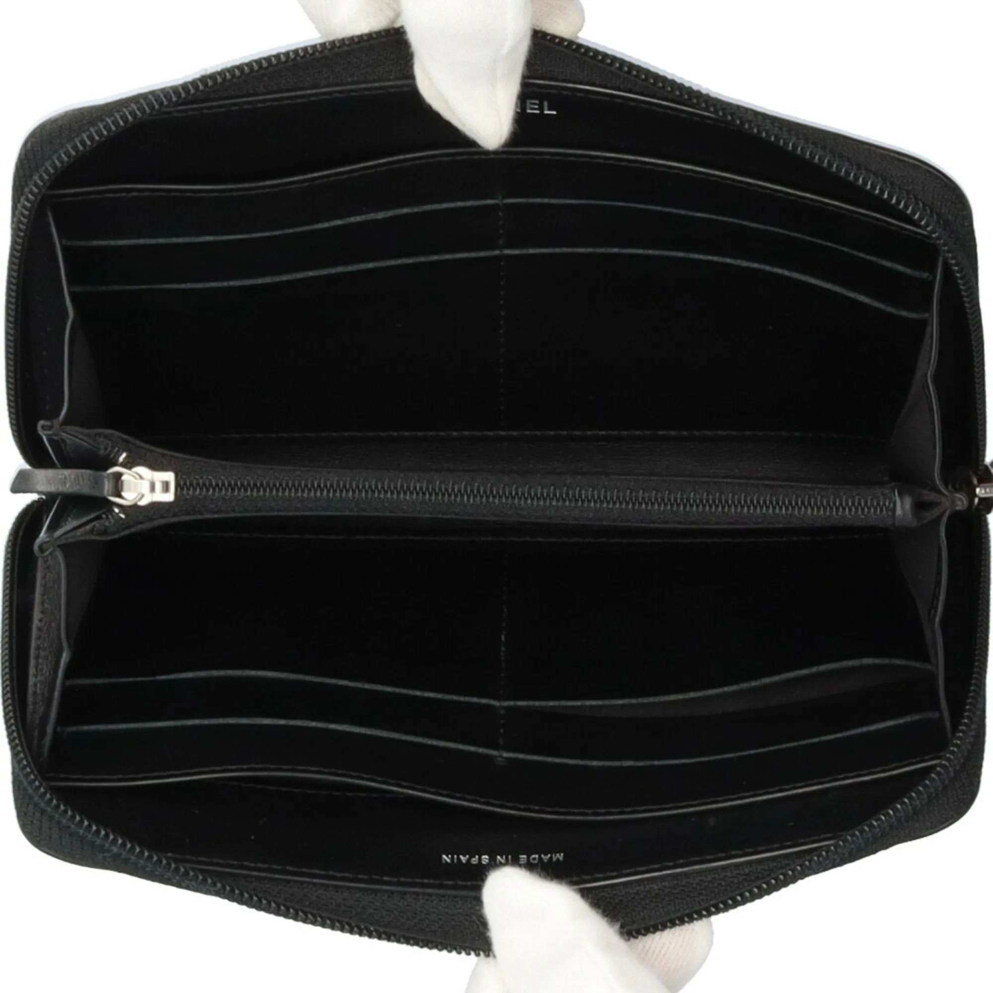 Chanel Leather Long Wallet (Bi-Fold) (Pre-Owned)