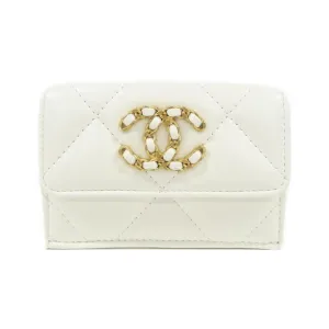 Chanel Leather Wallet (Tri-Fold) (Pre-Owned)