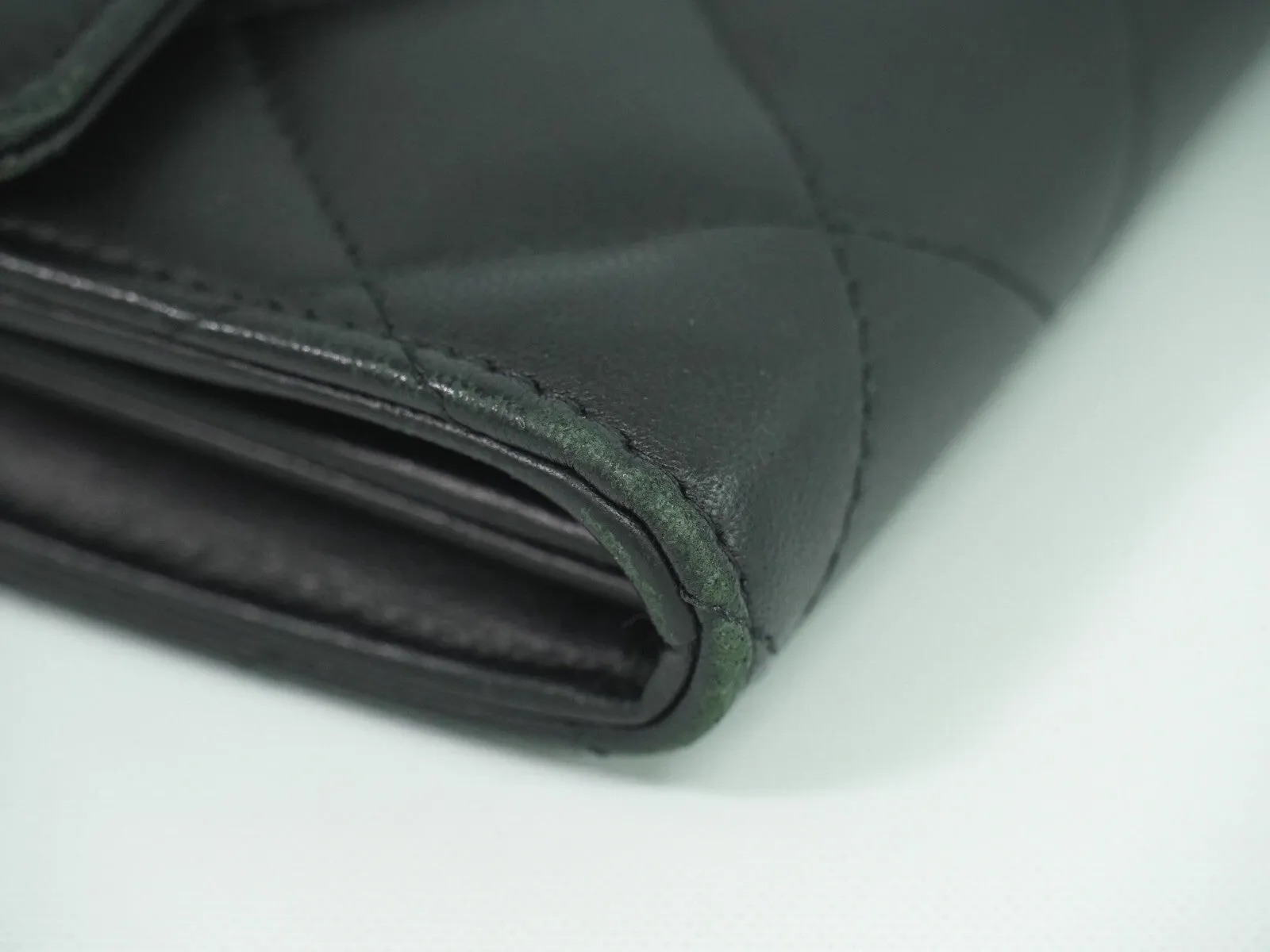 Chanel Timeless/Classique Leather Wallet (Pre-Owned)