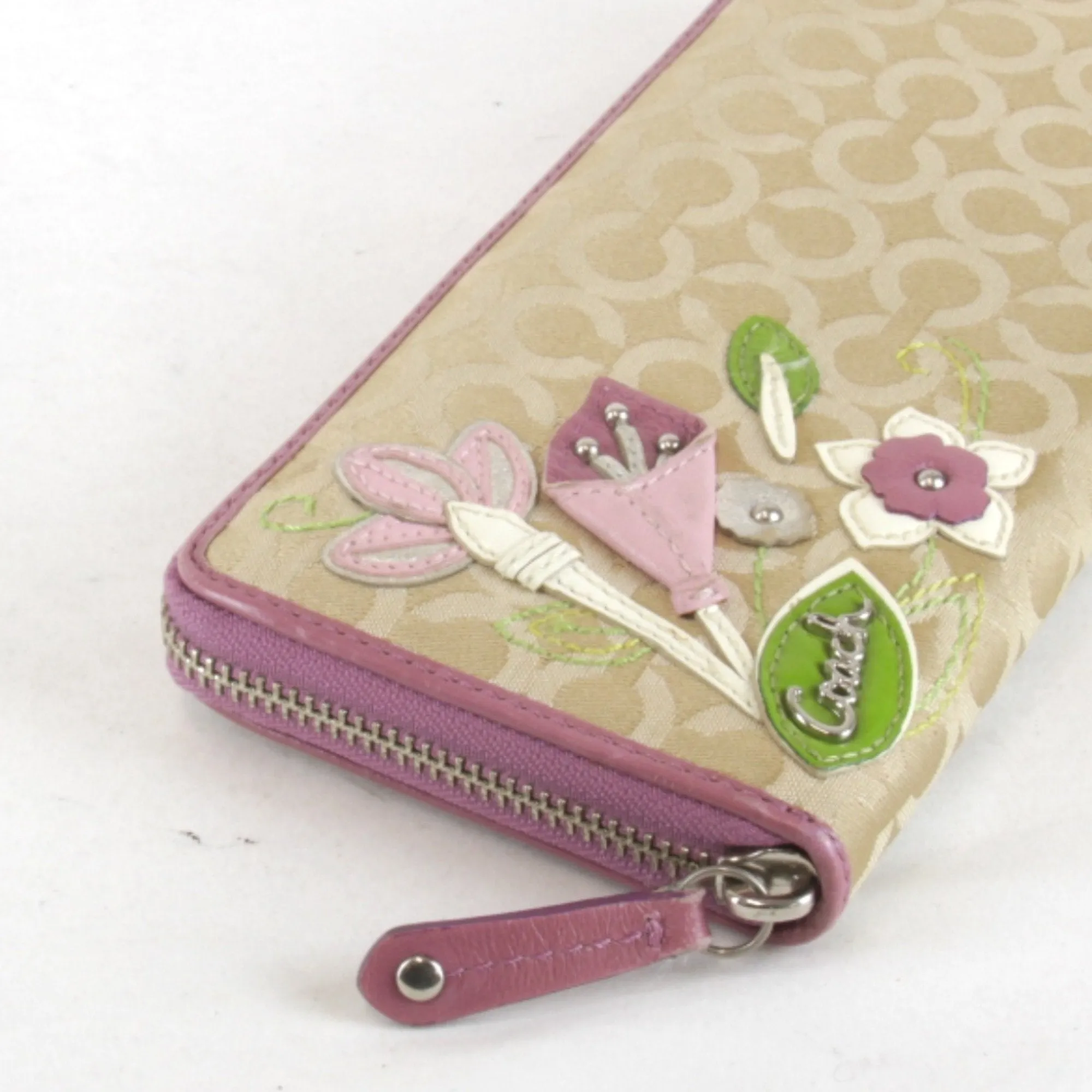Coach Canvas Long Wallet (Bi-Fold) (Pre-Owned)