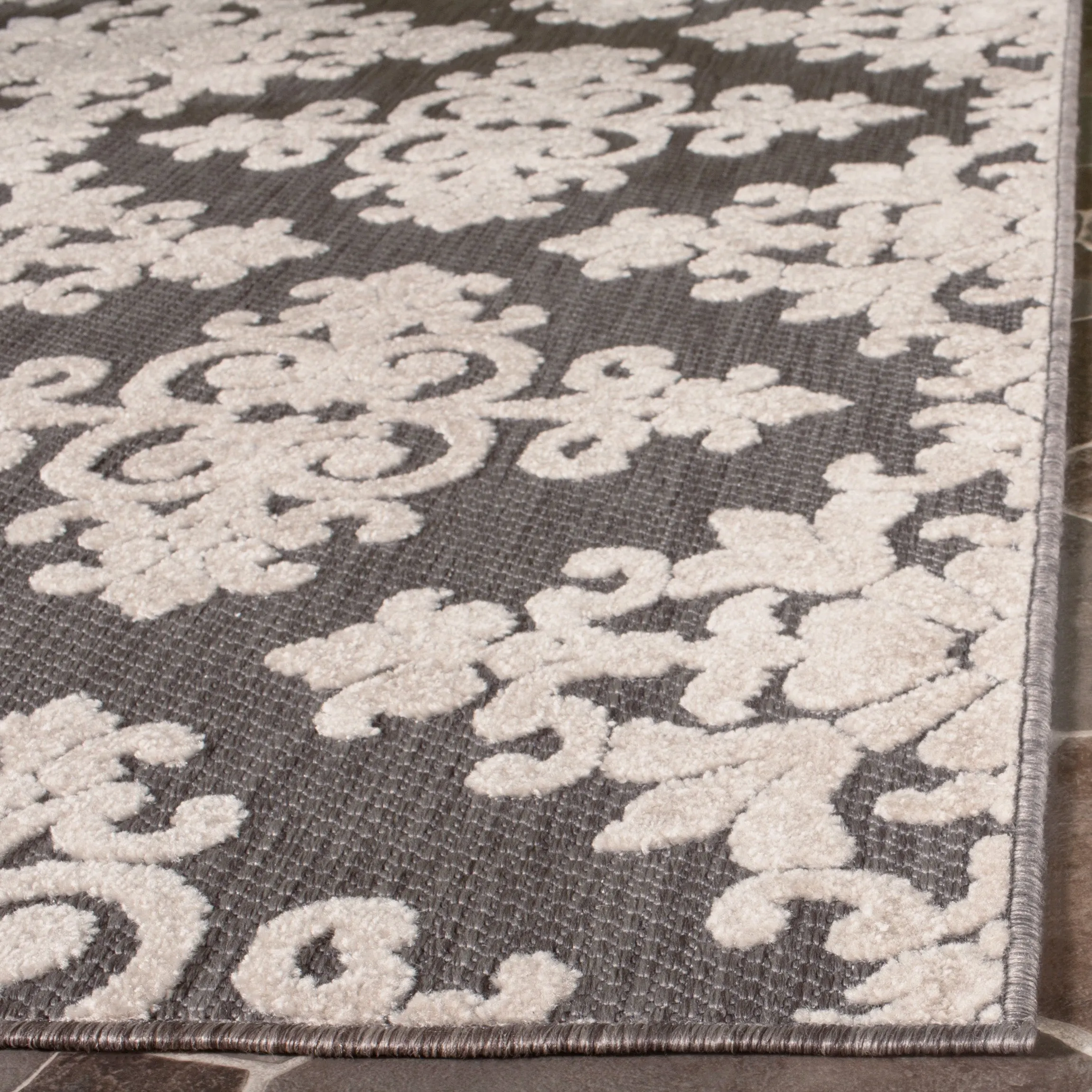 Cottage Machine Made Indoor/Outdoor Area Rug, Taupe Traditional Style Easy Care