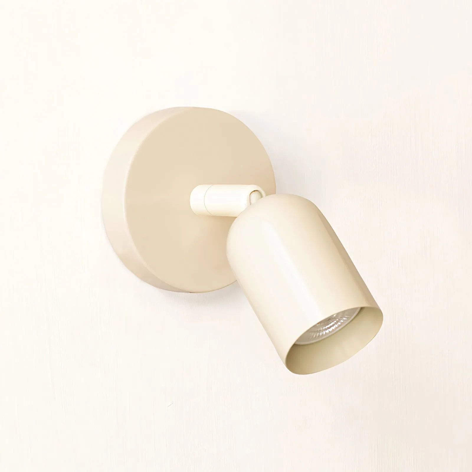 Couleur Adjustable Wall Lamp