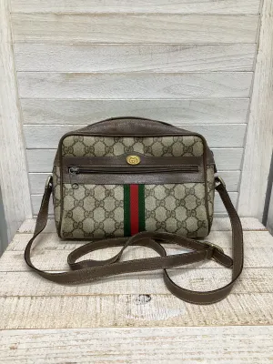 Crossbody Luxury Designer By Gucci, Size: Small