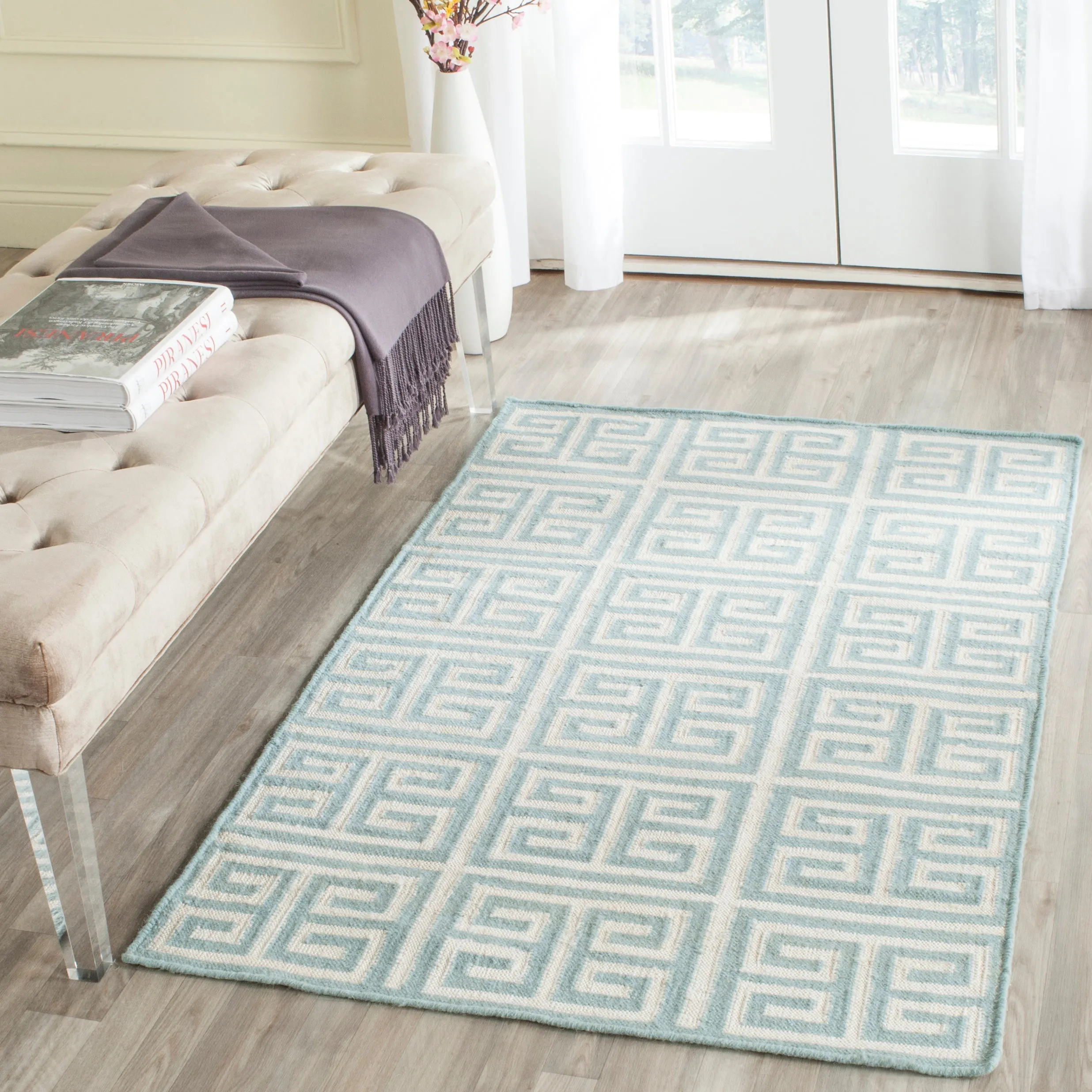 Dhurries Hand Made Area Rug, Blue / Ivory Contemporary Style Non Shedding