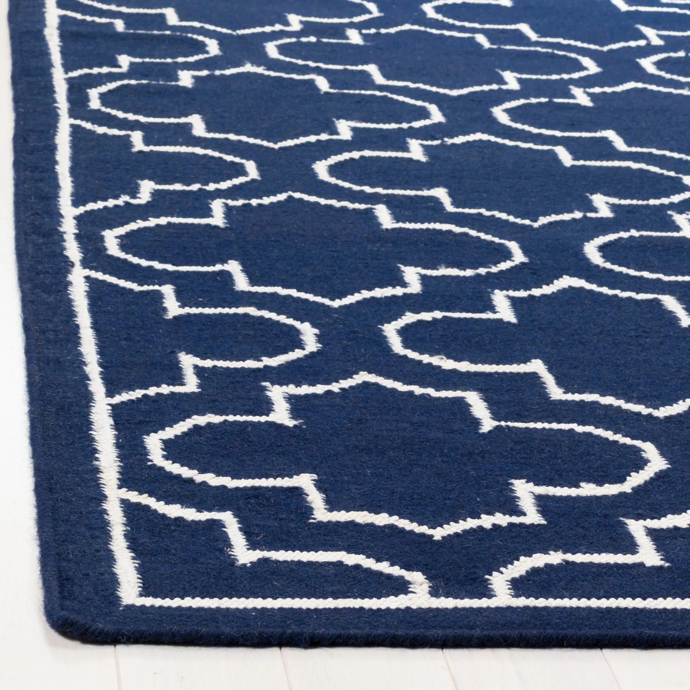 Dhurries Hand Made Area Rug, Navy / Ivory Contemporary Style Non Shedding