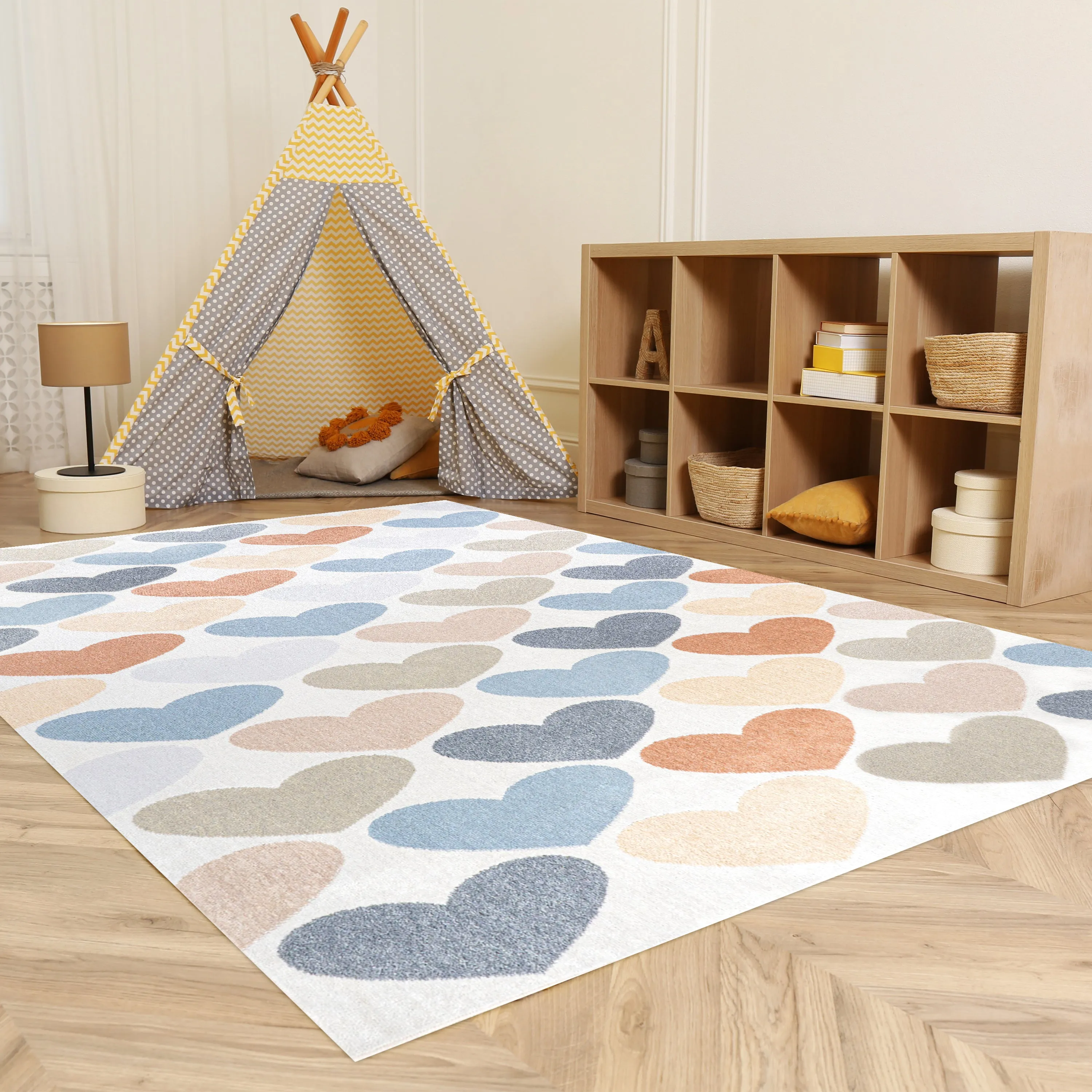 Dila Modern Hearts Geometric Machine-Washable Ivory/Blue/Orange Area Rug