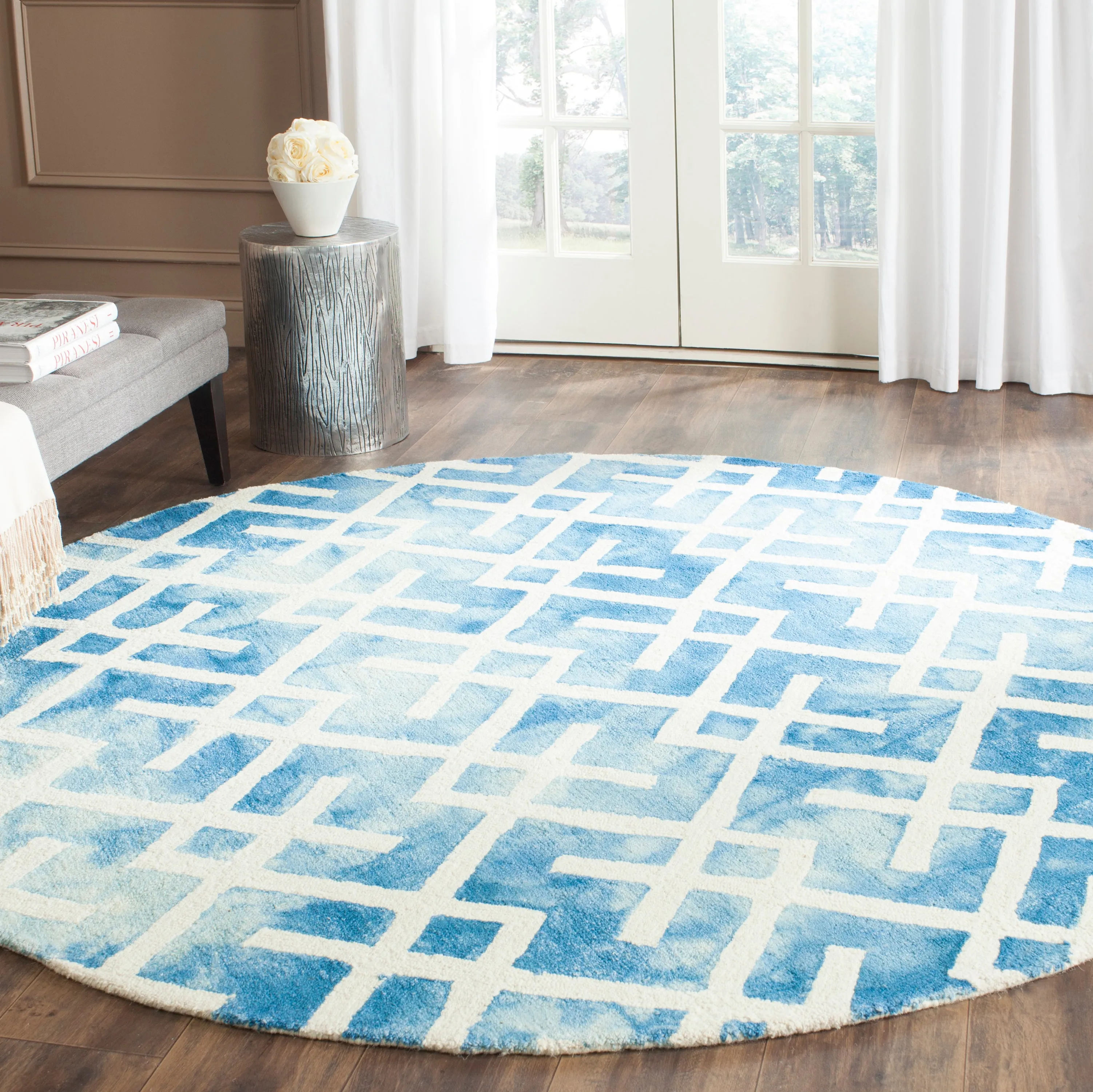 Dip Dye Hand Made Area Rug, Blue / Ivory Contemporary Style Non Shedding