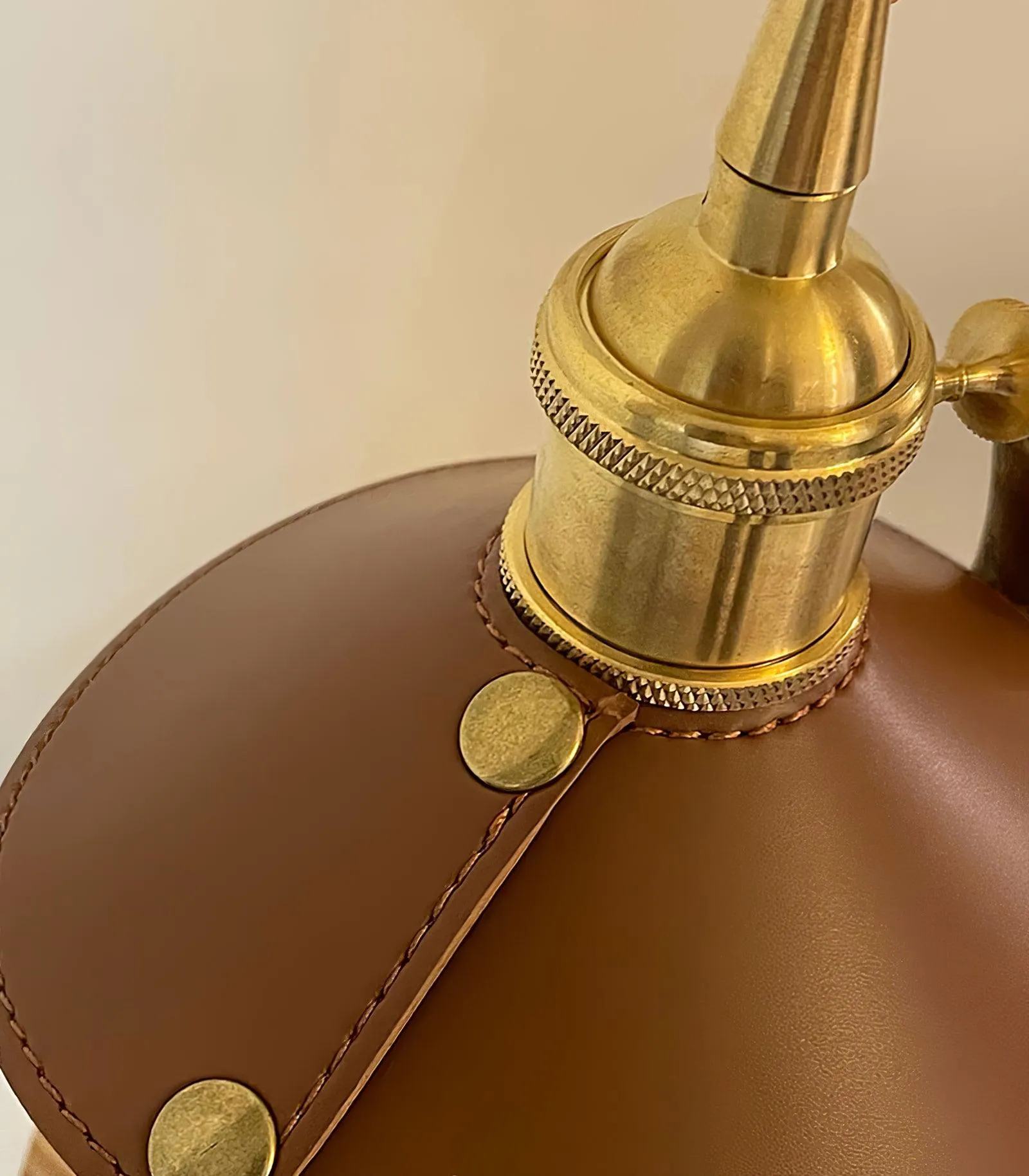 Dutz Retro Table Lamp
