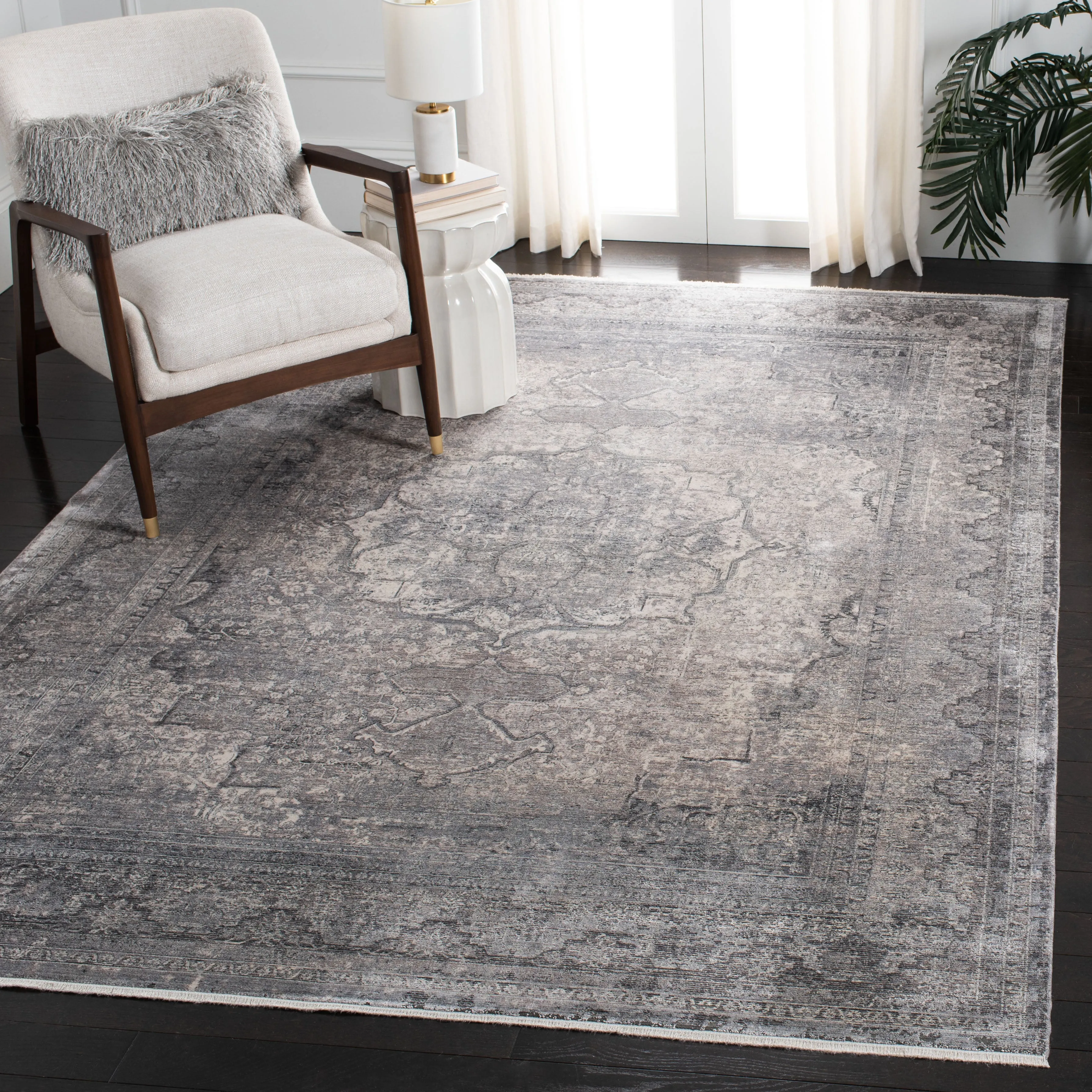 Eclipse Machine Made Area Rug, Ivory / Charcoal Traditional Style Easy Care