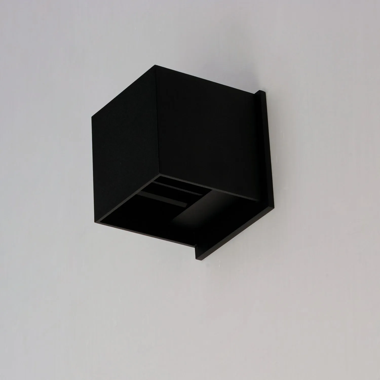 ET2 LED Outdoor Wall Sconce