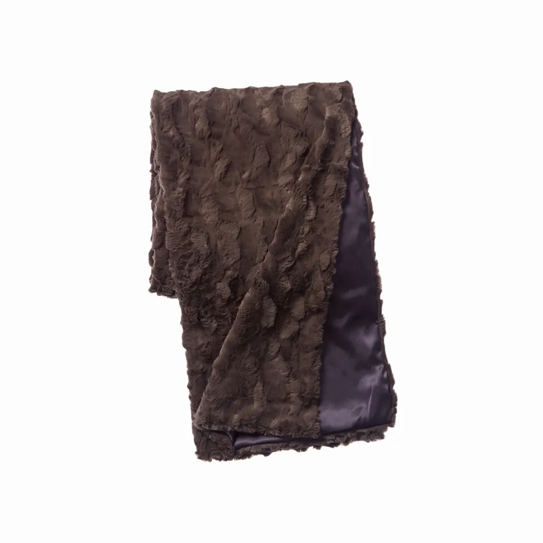Faux Addict Luxury Faux Fur Throw Throw Pillows cheap throw sets