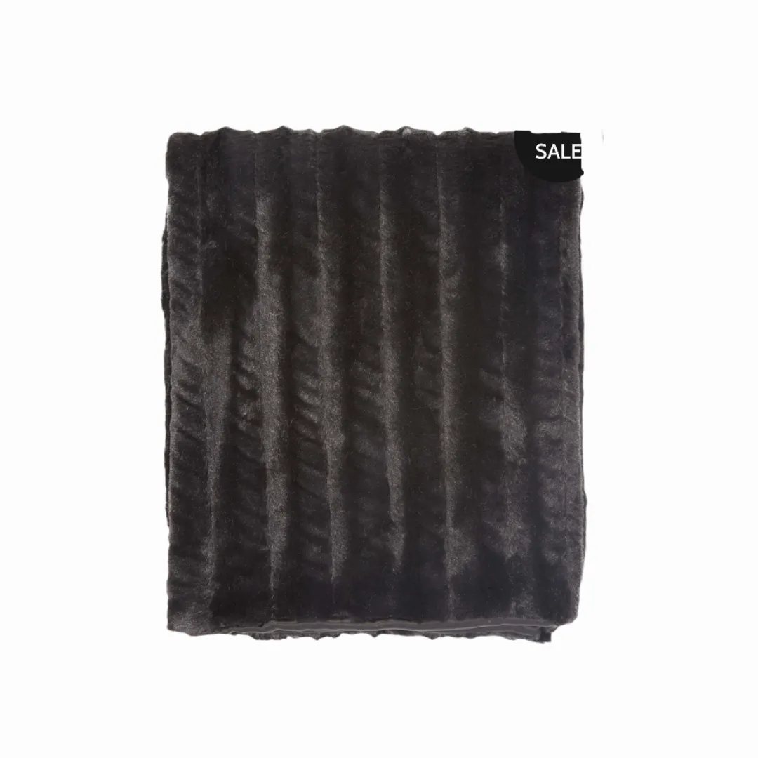 Faux Addict Luxury Faux Fur Throw Throw Pillows cheap throw sets