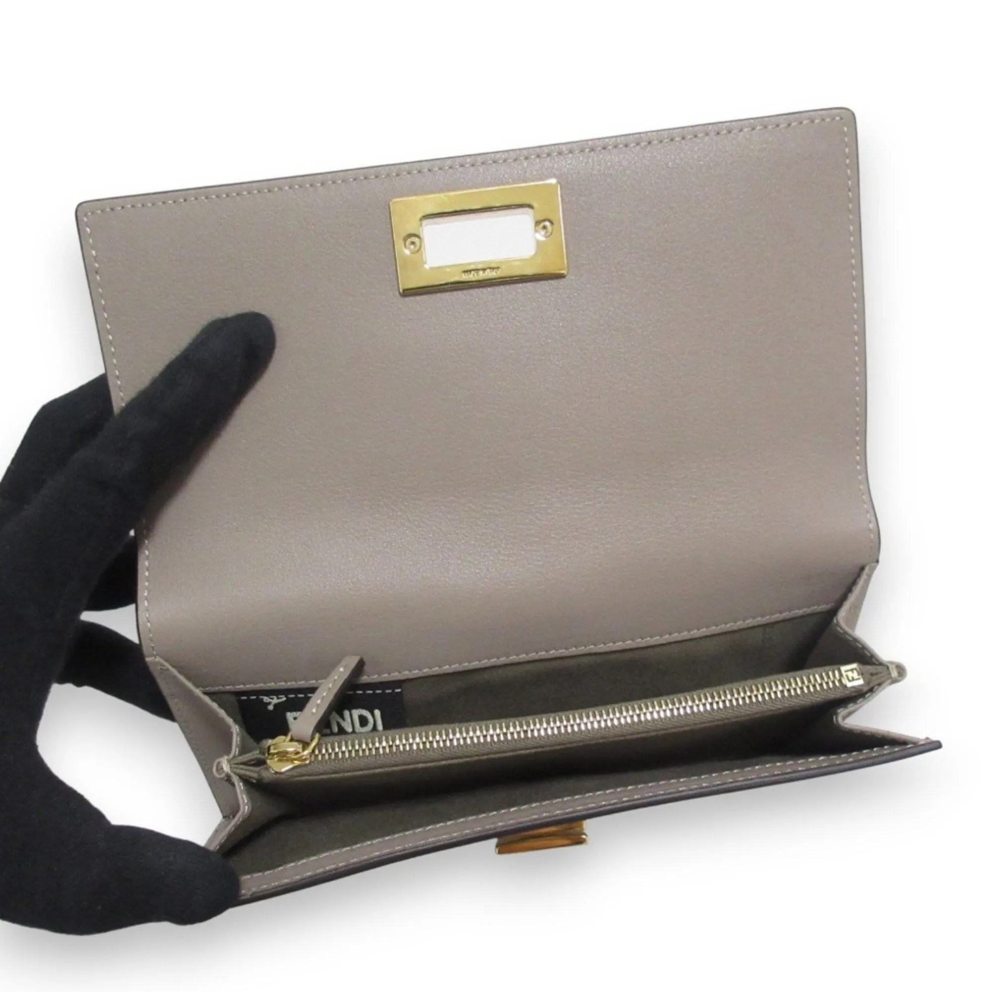 Fendi Long Wallet (Bi-Fold) (Pre-Owned)
