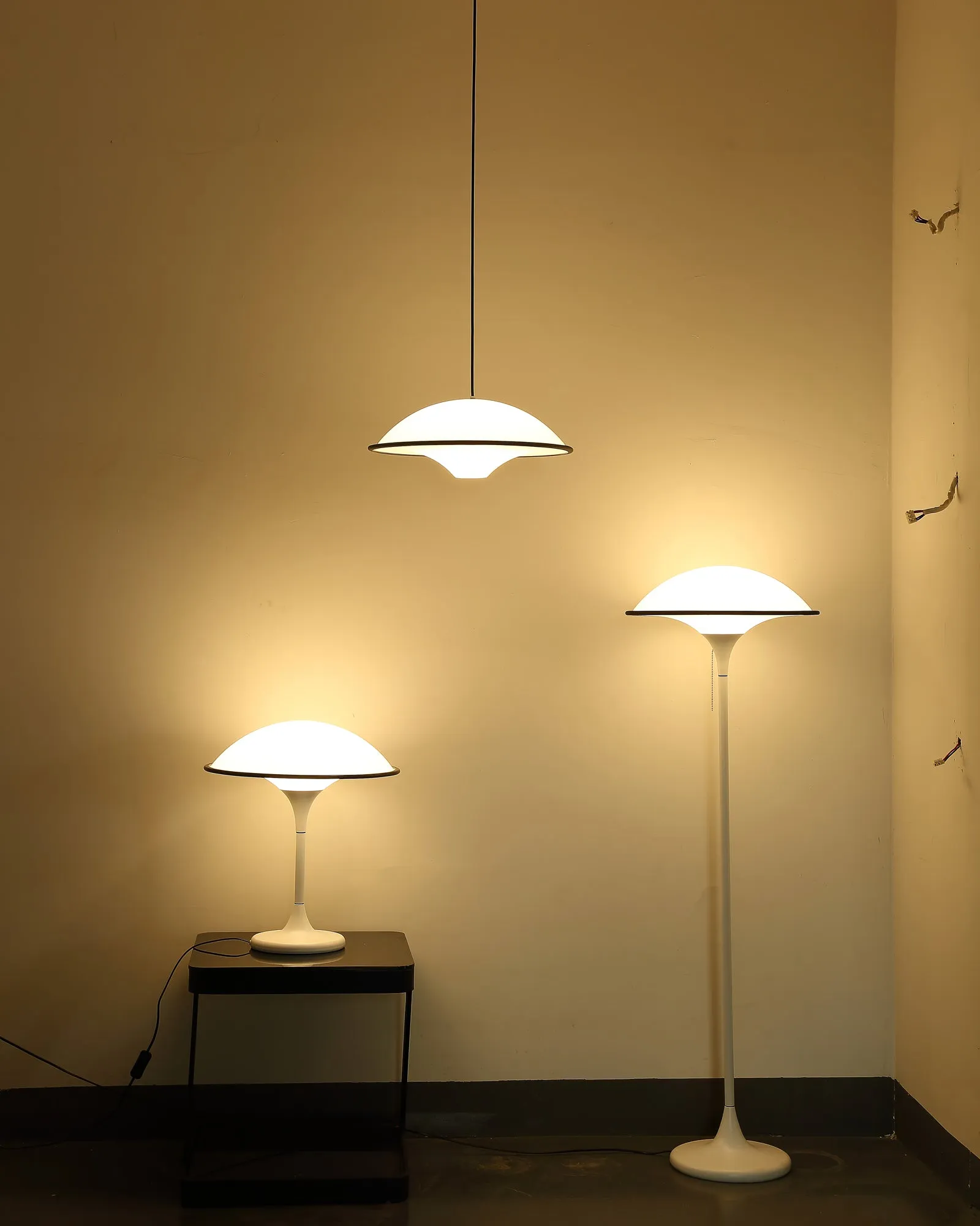 Fontana Table Lamp