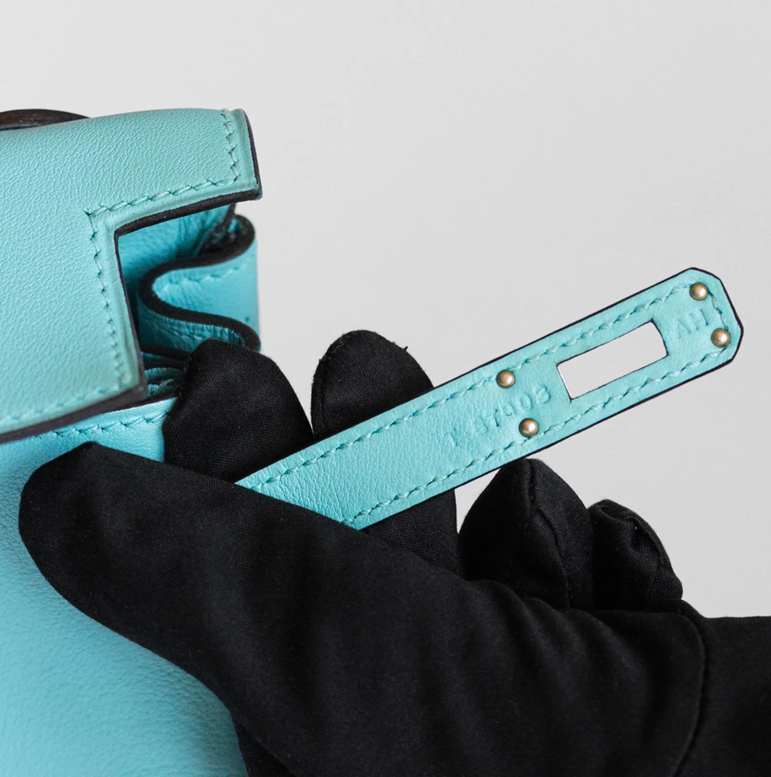 HERM??S -  KELLY 25 BAG IN BLUE ATOLL SWIFT LEATHER WITH PALLADIUM HARDWARE