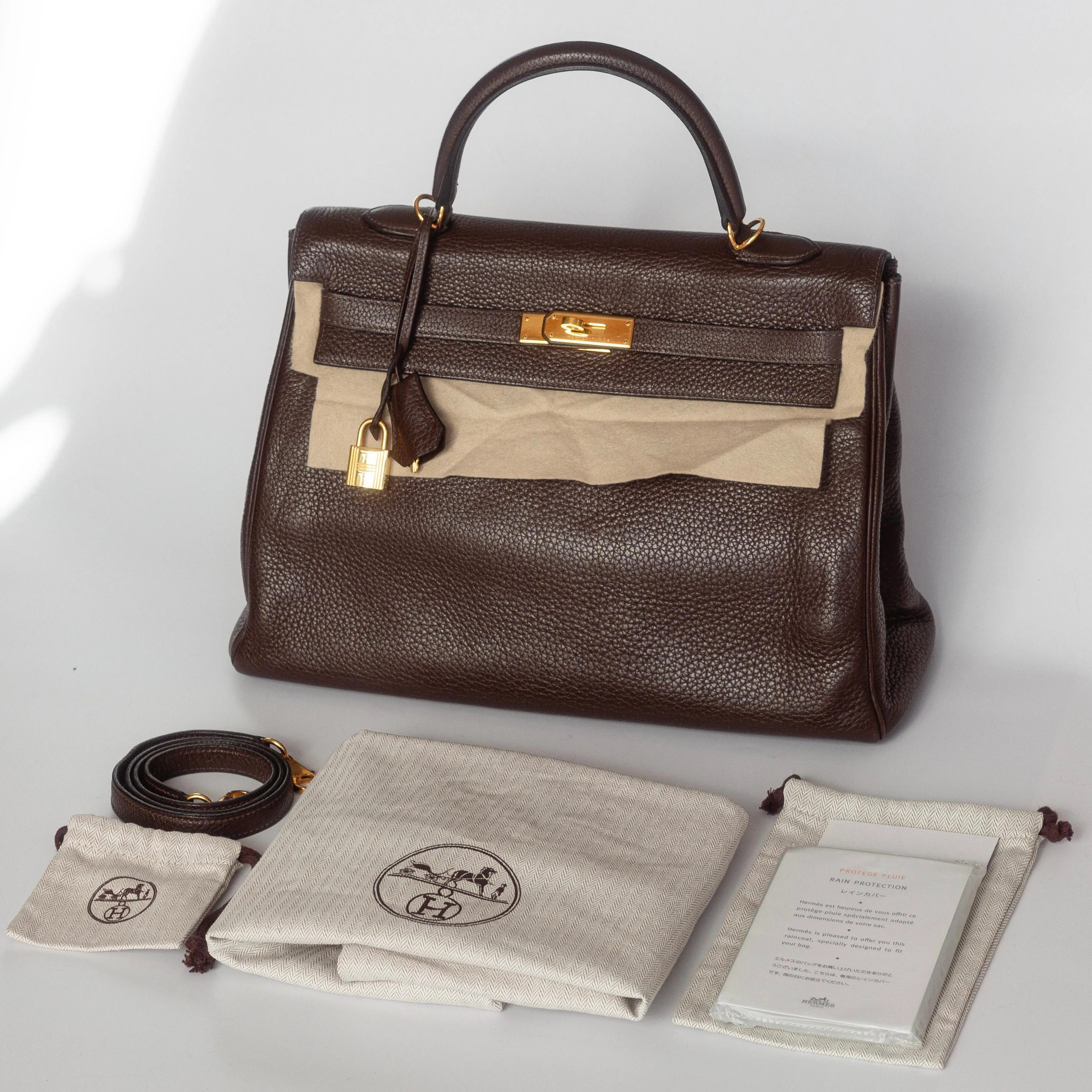 HERM??S- KELLY 35 BAG TAURILLON CLEMENCE LEATHER IN COFFEE COLOUR WITH GOLD HARDWARE