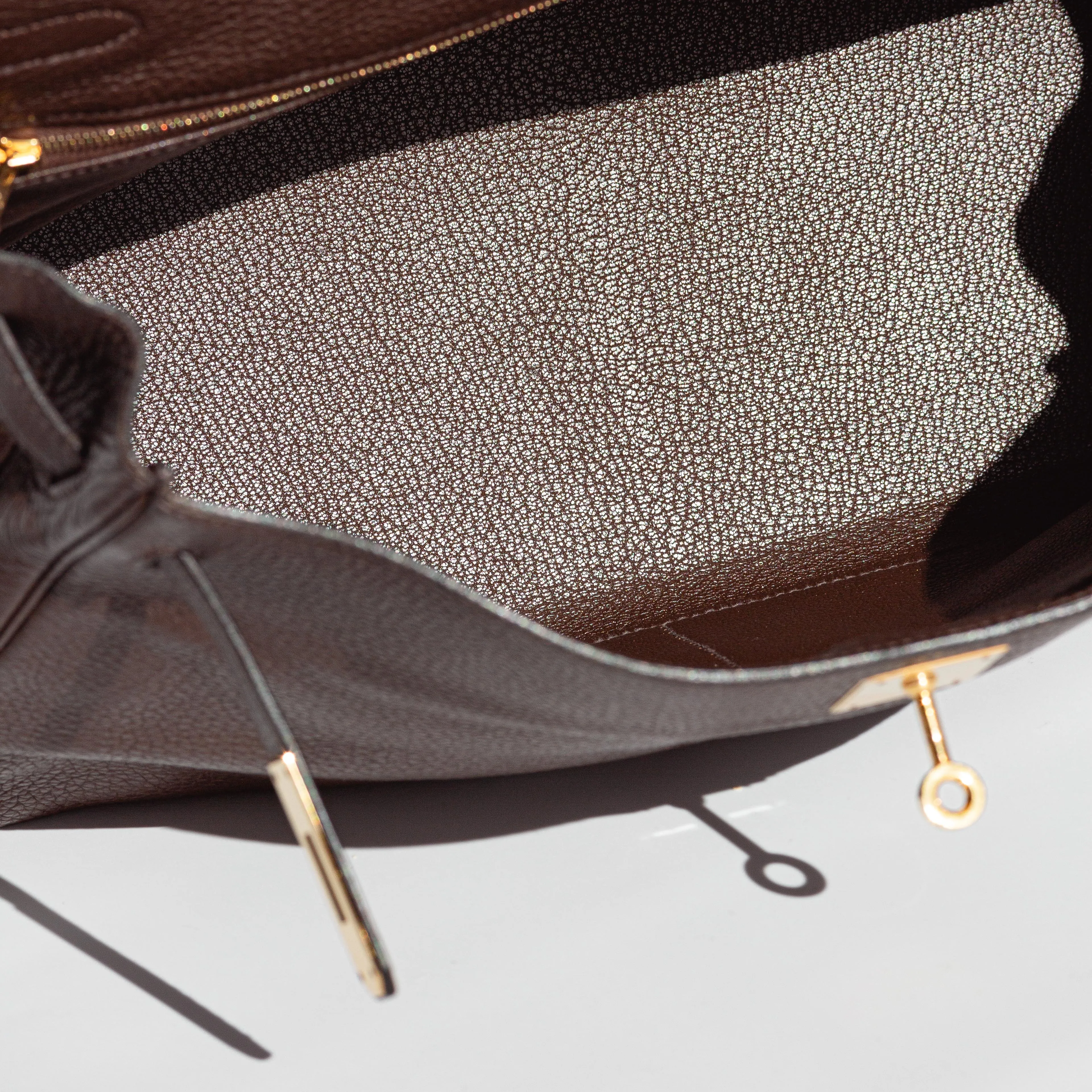 HERM??S- KELLY 35 BAG TAURILLON CLEMENCE LEATHER IN COFFEE COLOUR WITH GOLD HARDWARE