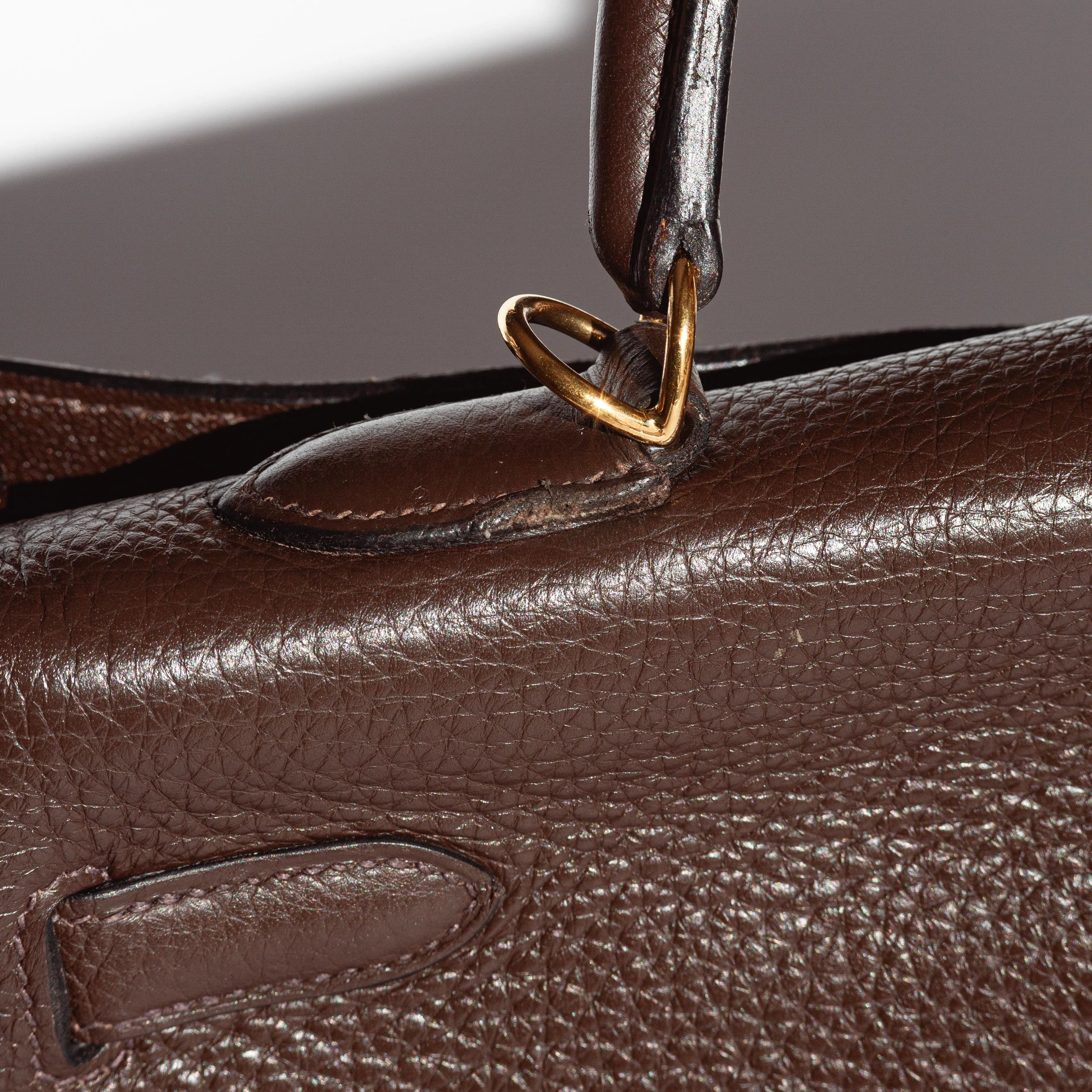 HERM??S- KELLY 35 BAG TAURILLON CLEMENCE LEATHER IN COFFEE COLOUR WITH GOLD HARDWARE