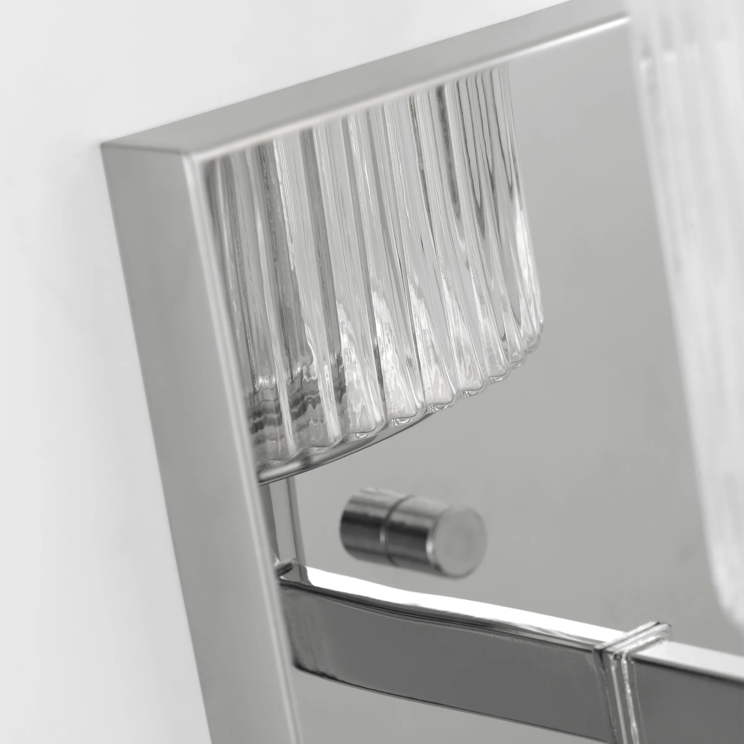 Lando 1-Light Wall / Bath Sconce